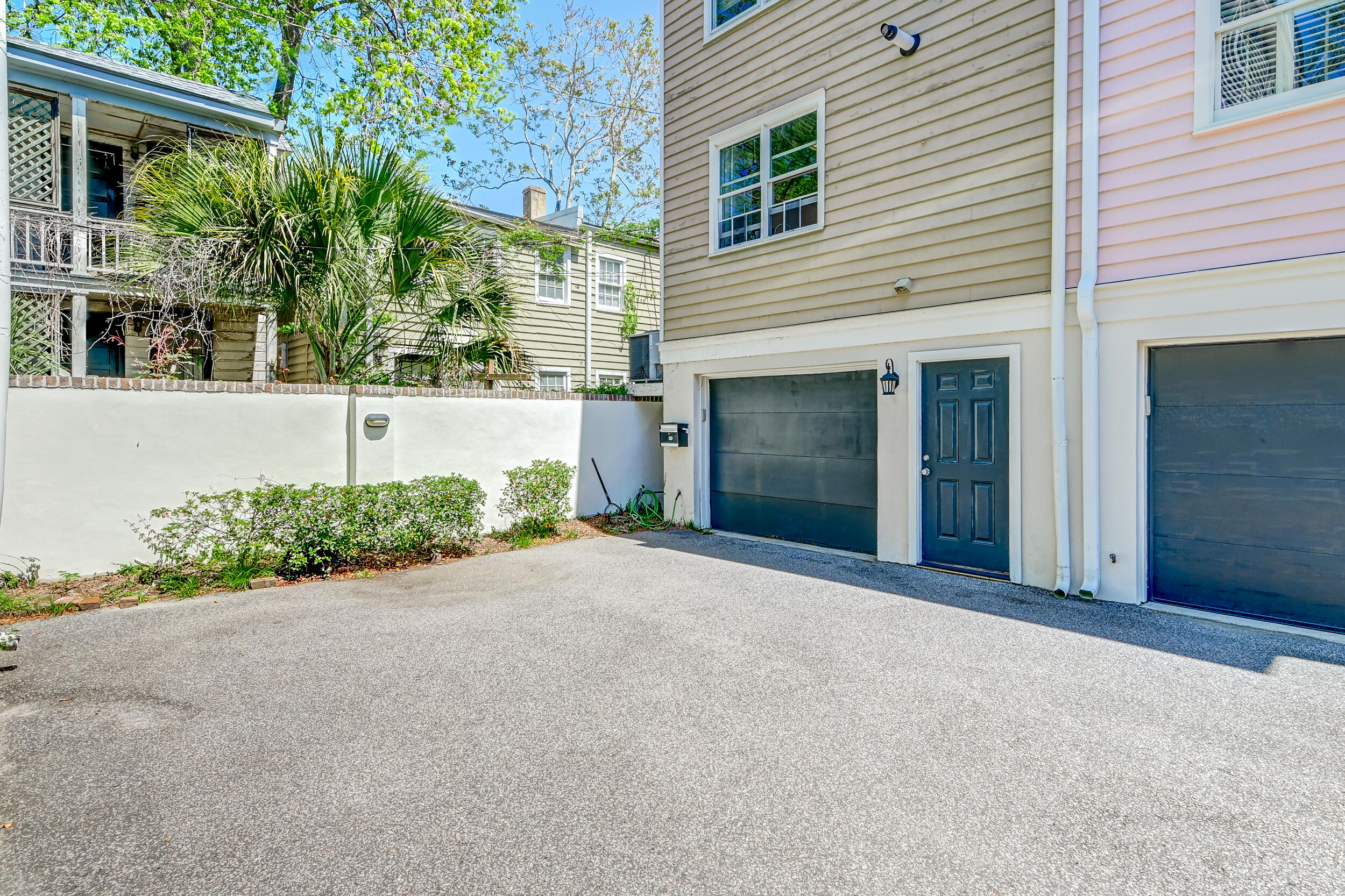 13 1/2 Kirkland Lane