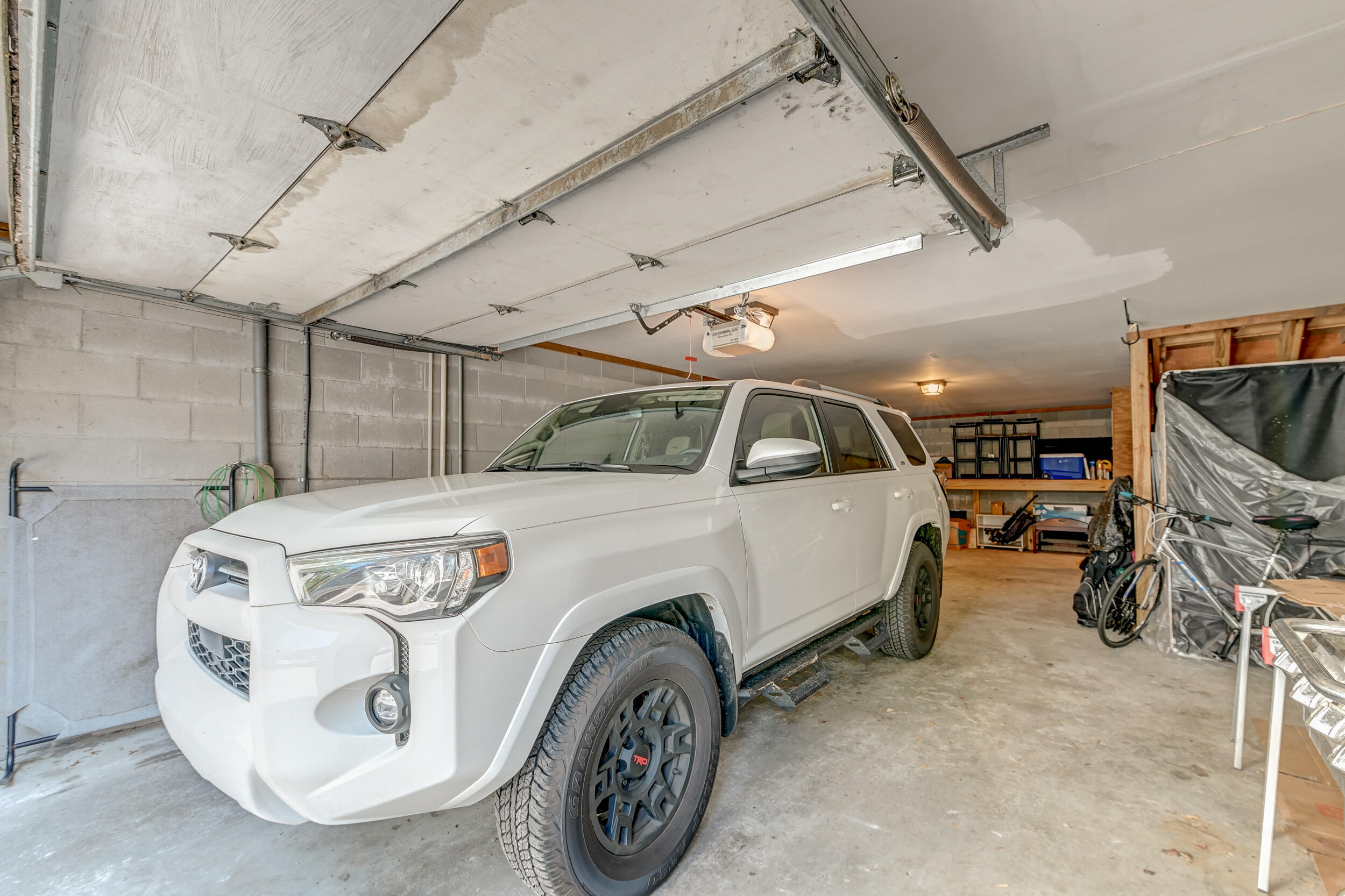 13 1/2 Kirkland Lane