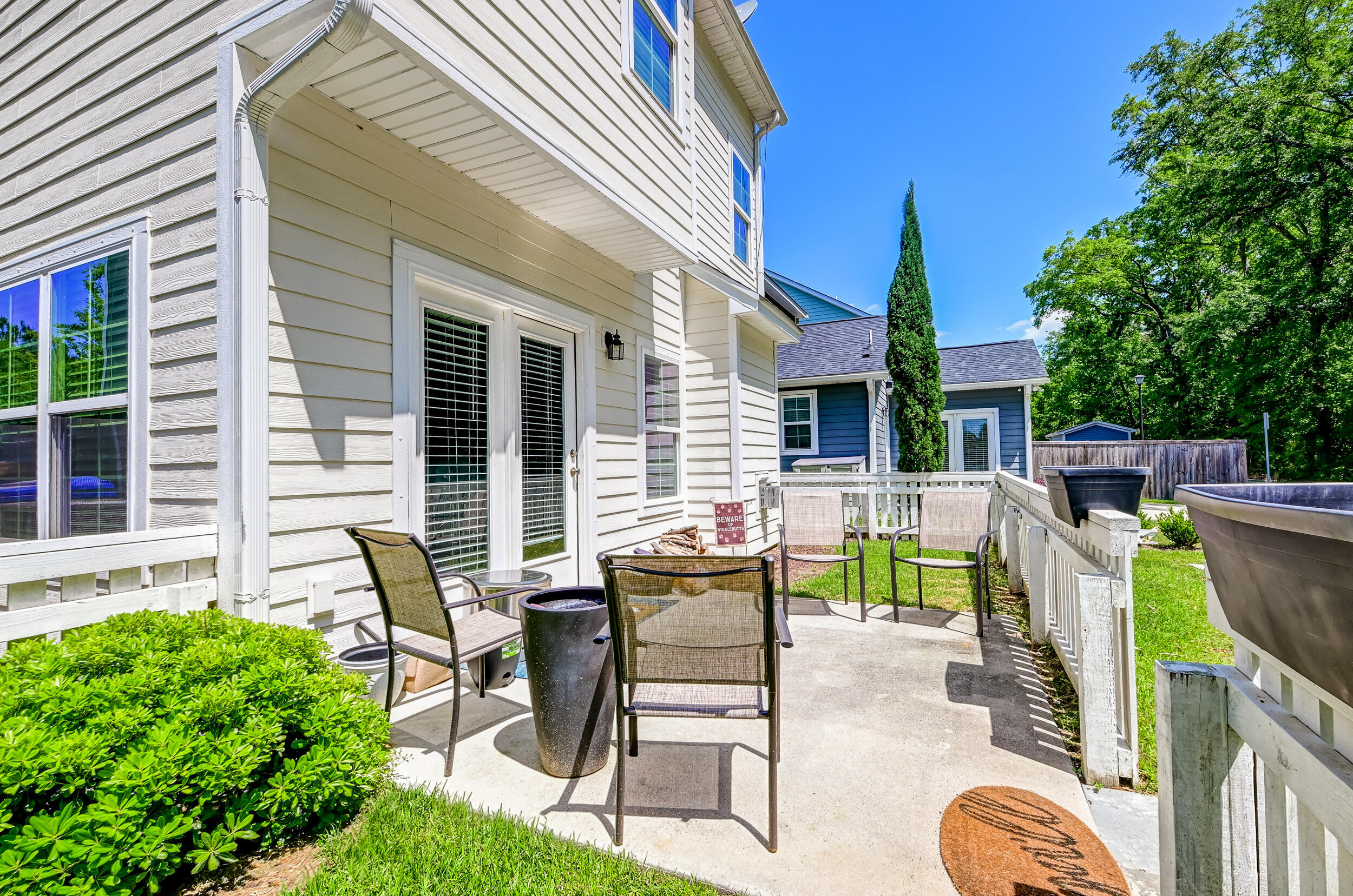 1674 Emmets Road