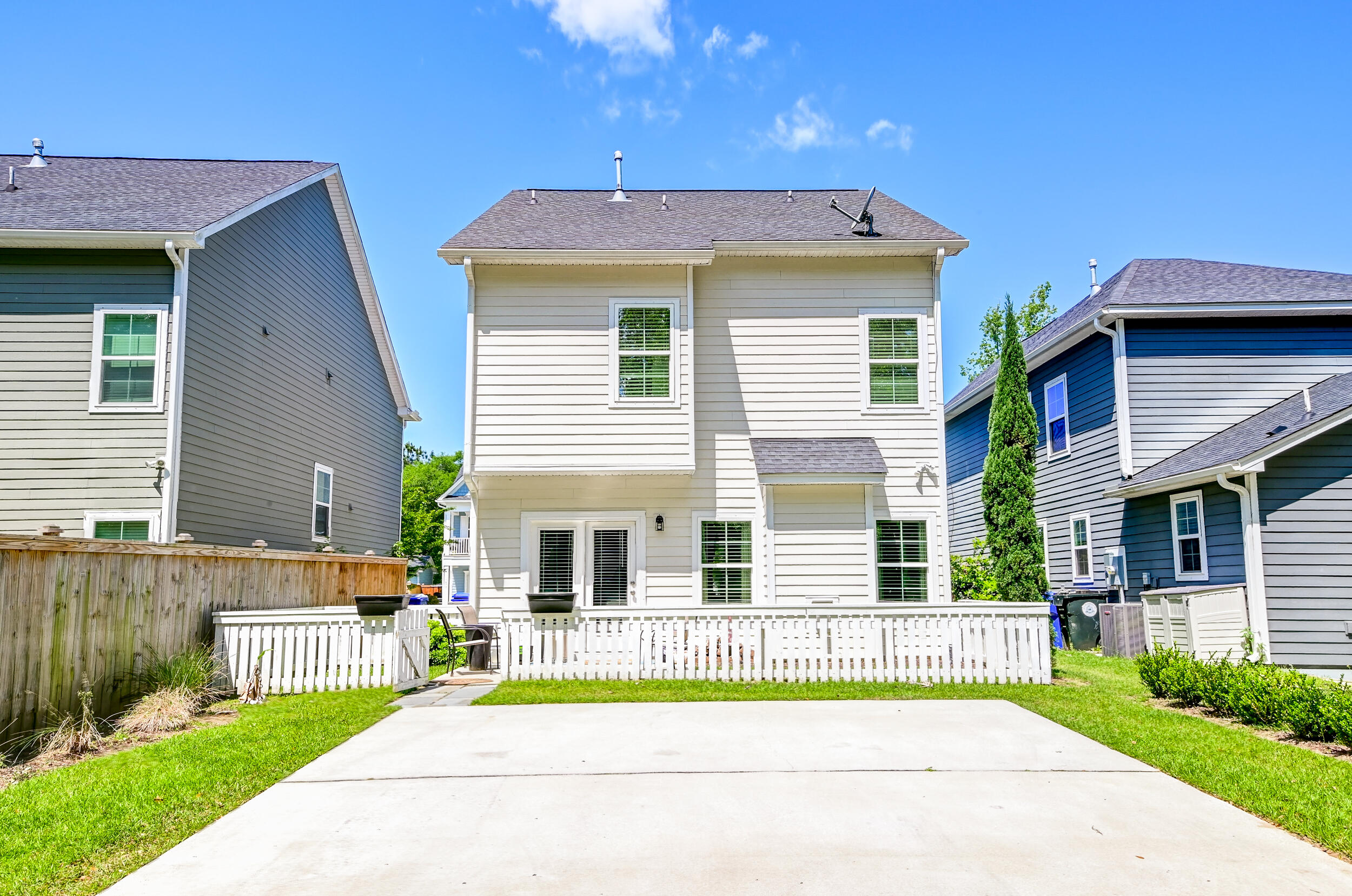 1674 Emmets Road