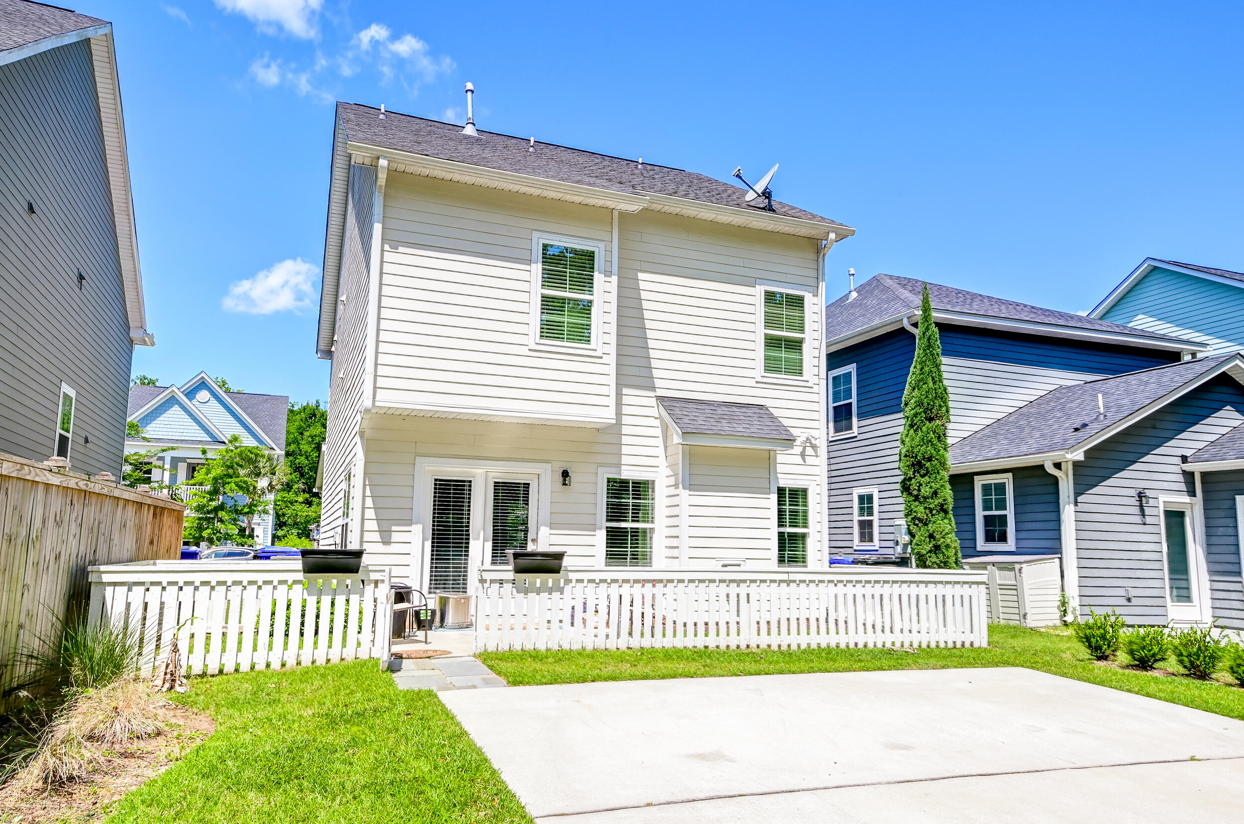 1674 Emmets Road