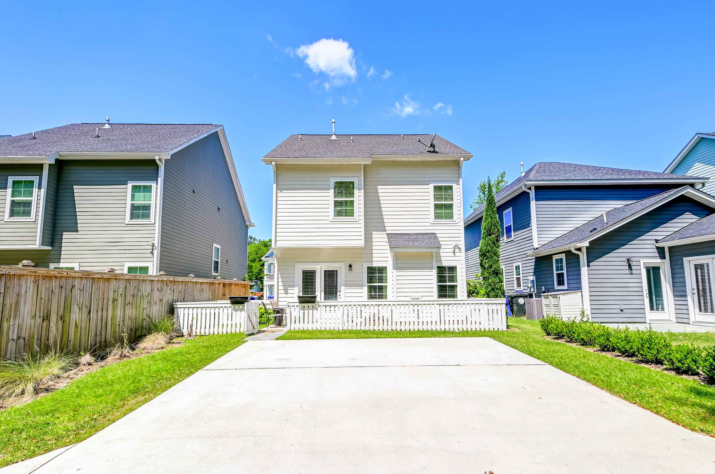 1674 Emmets Road