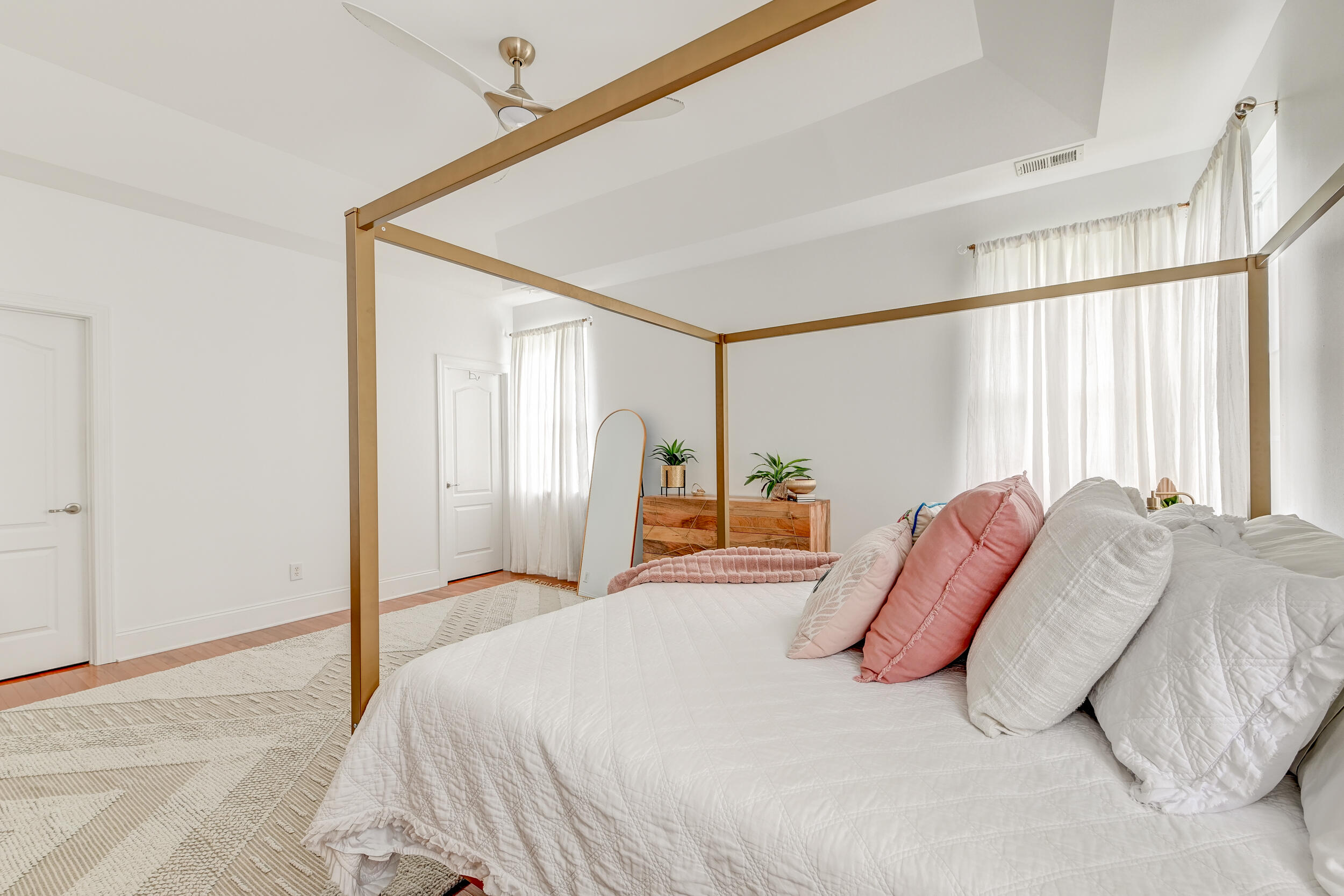 1470 Saint Hubert Way