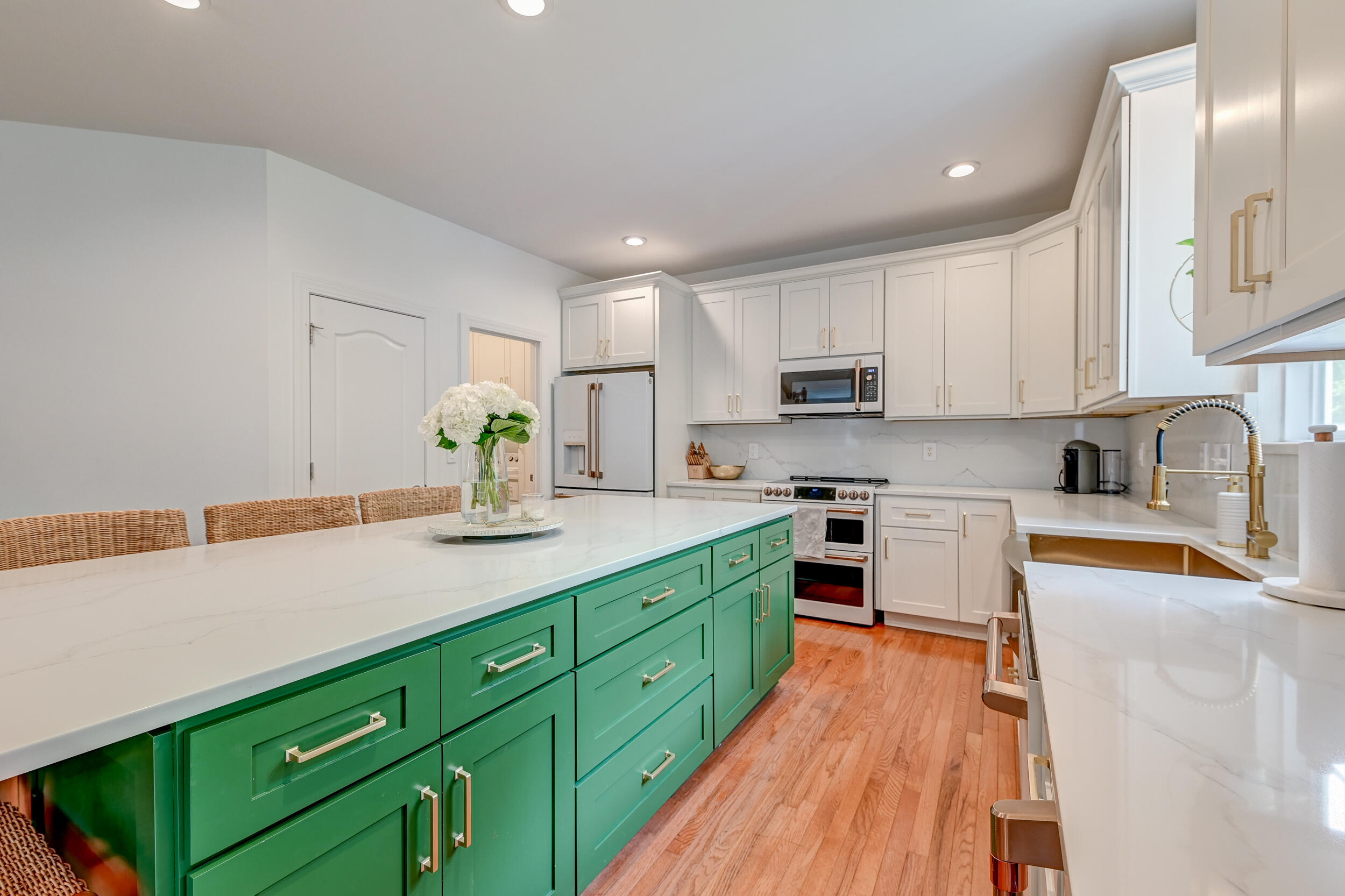 1470 Saint Hubert Way