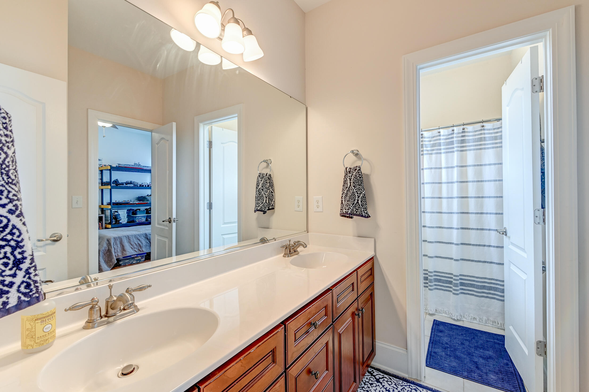 1470 Saint Hubert Way