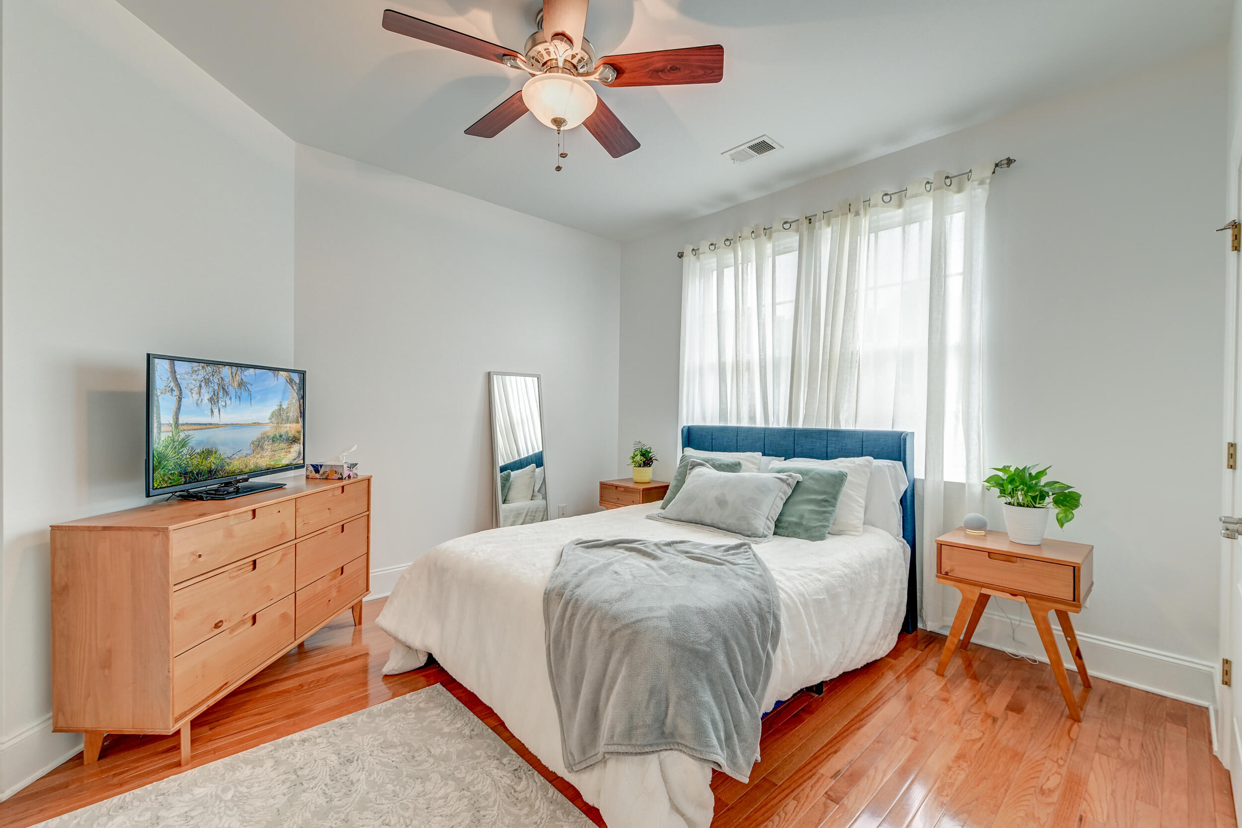 1470 Saint Hubert Way