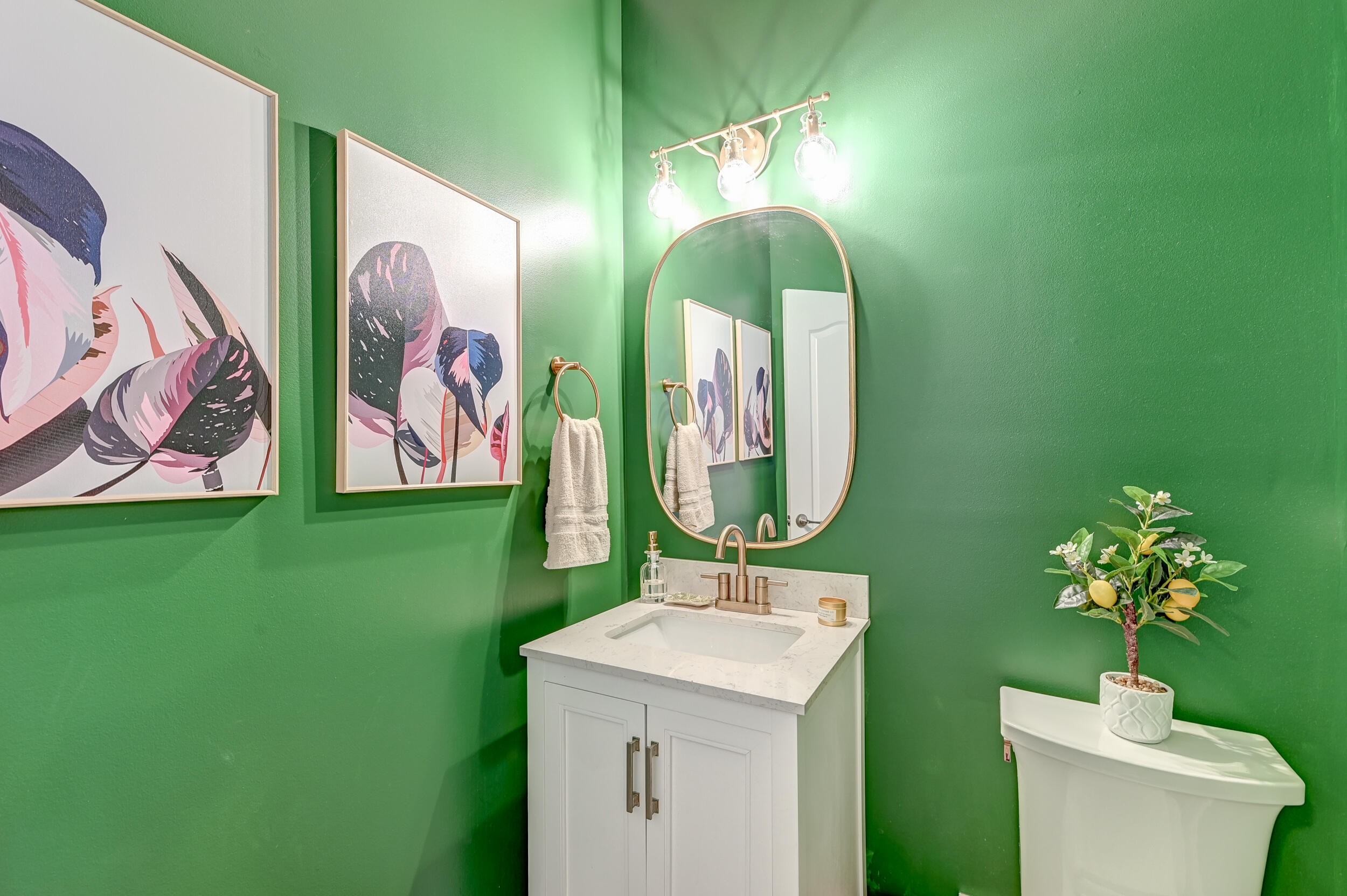 1470 Saint Hubert Way