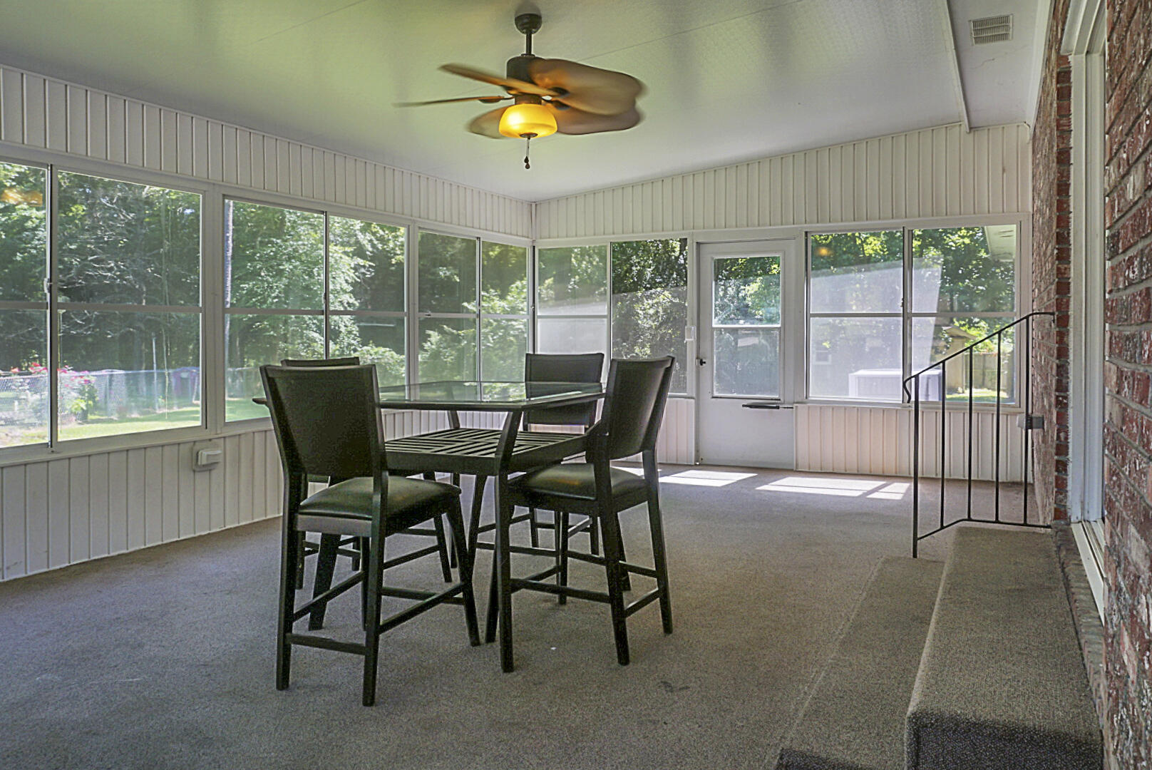 1202 Dennis Boulevard