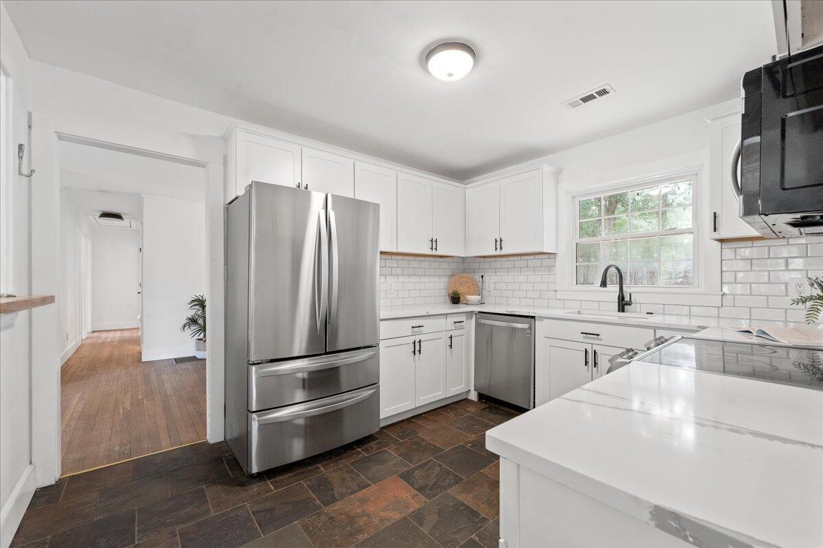 1215 Byron Road