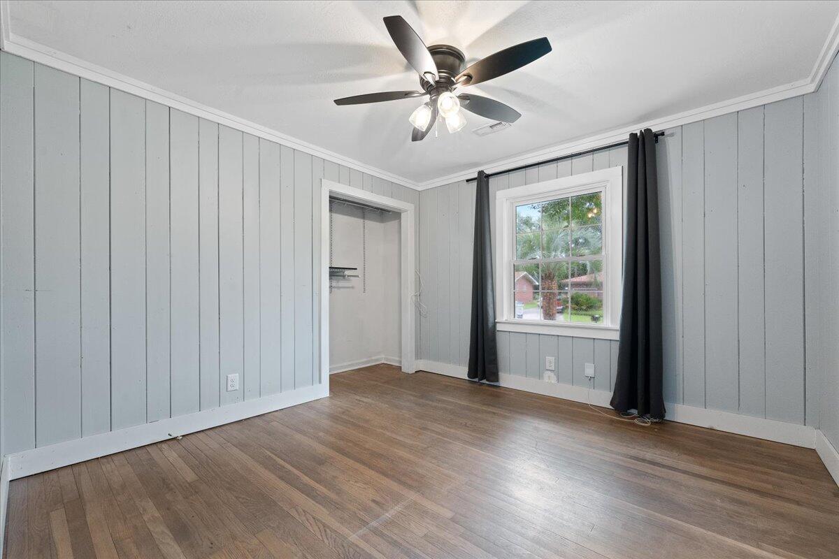1215 Byron Road