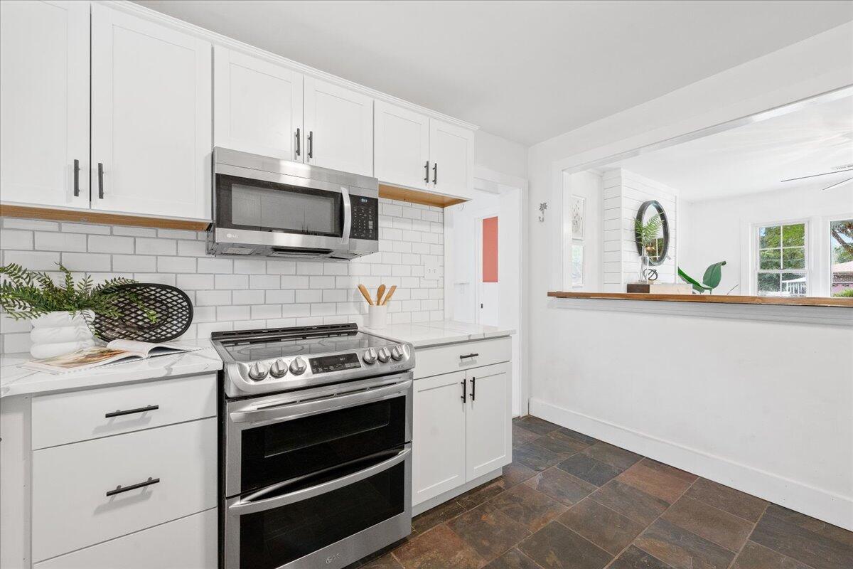 1215 Byron Road