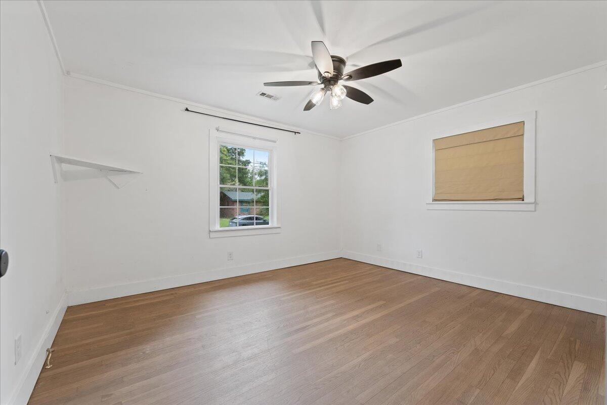 1215 Byron Road