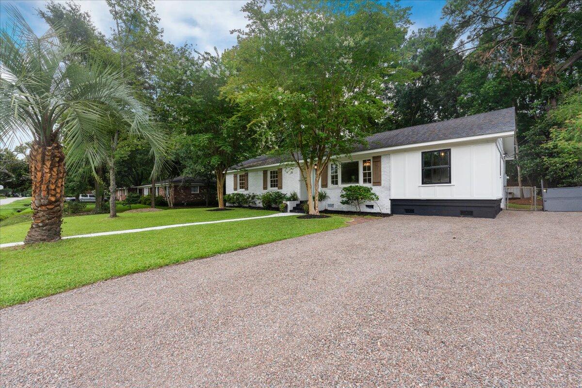 1215 Byron Road