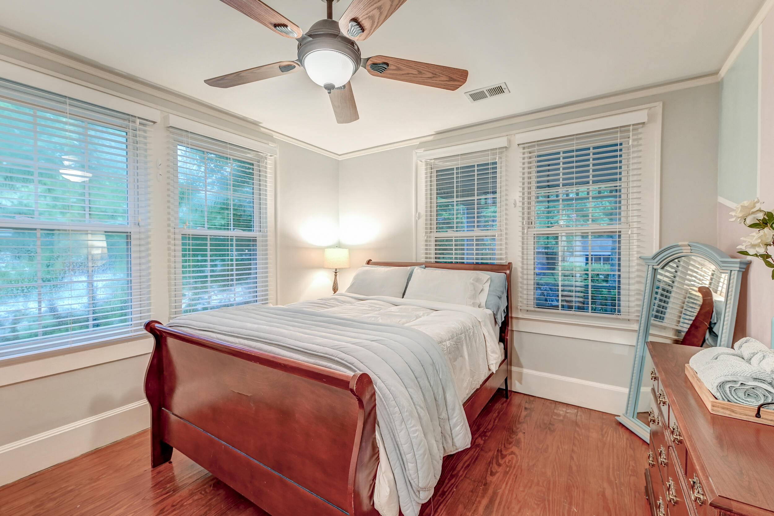 1607 Pinecrest Road