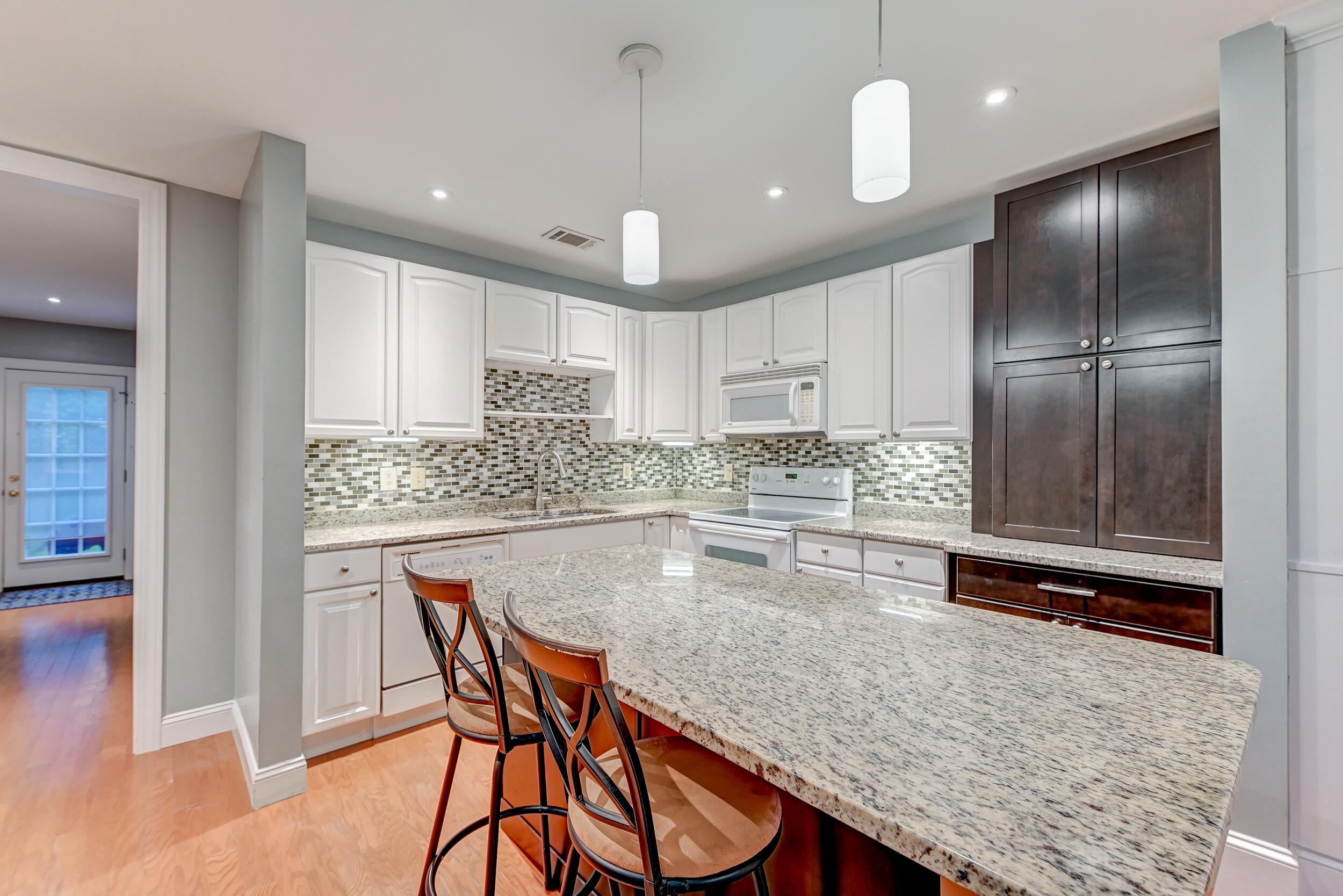 1607 Pinecrest Road