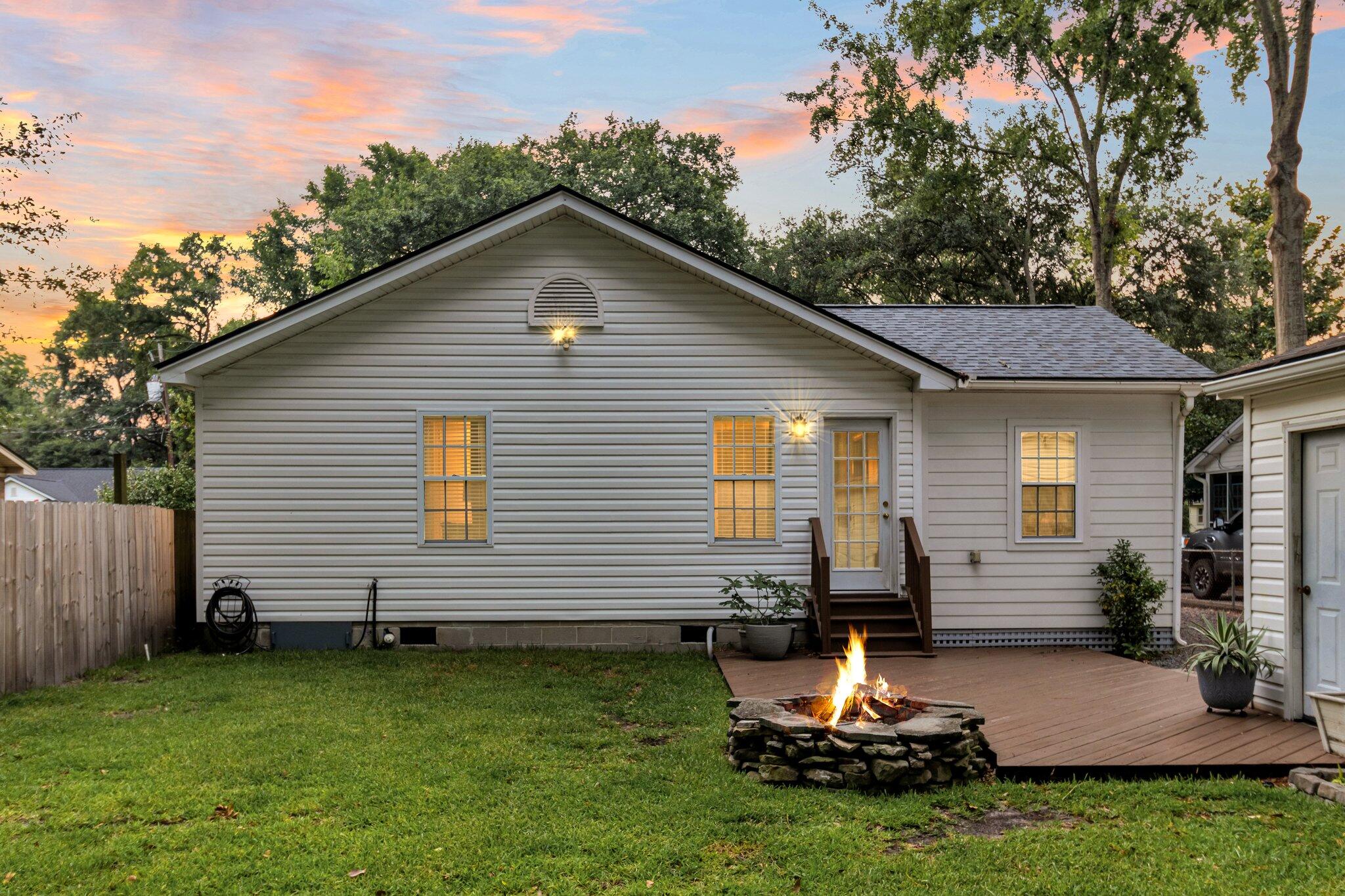 1607 Pinecrest Road