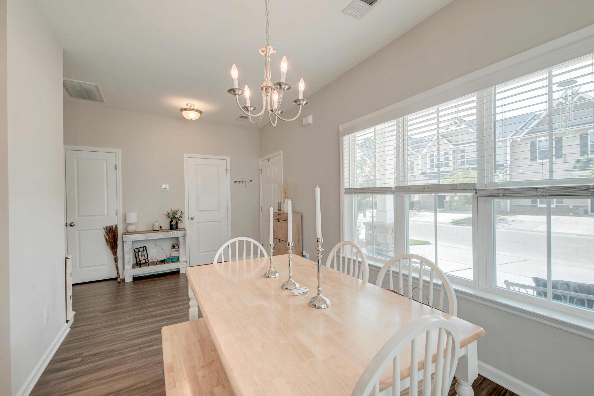 408 Viceroy Lane