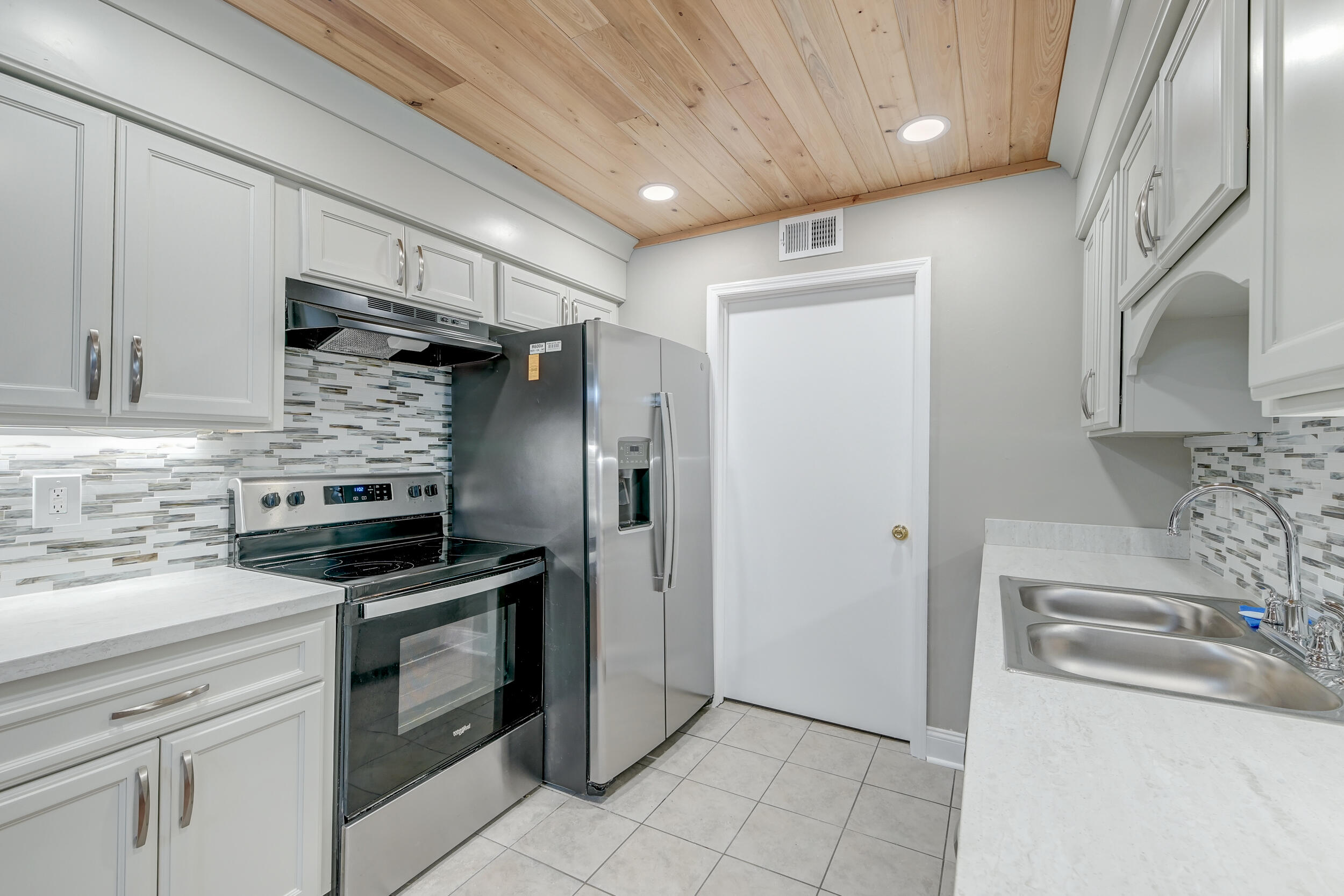 1402 Camp Road # 6b