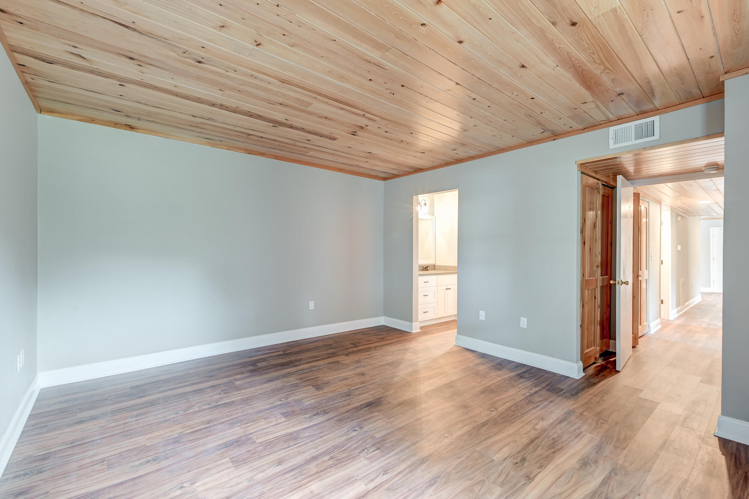 1402 Camp Road # 6b