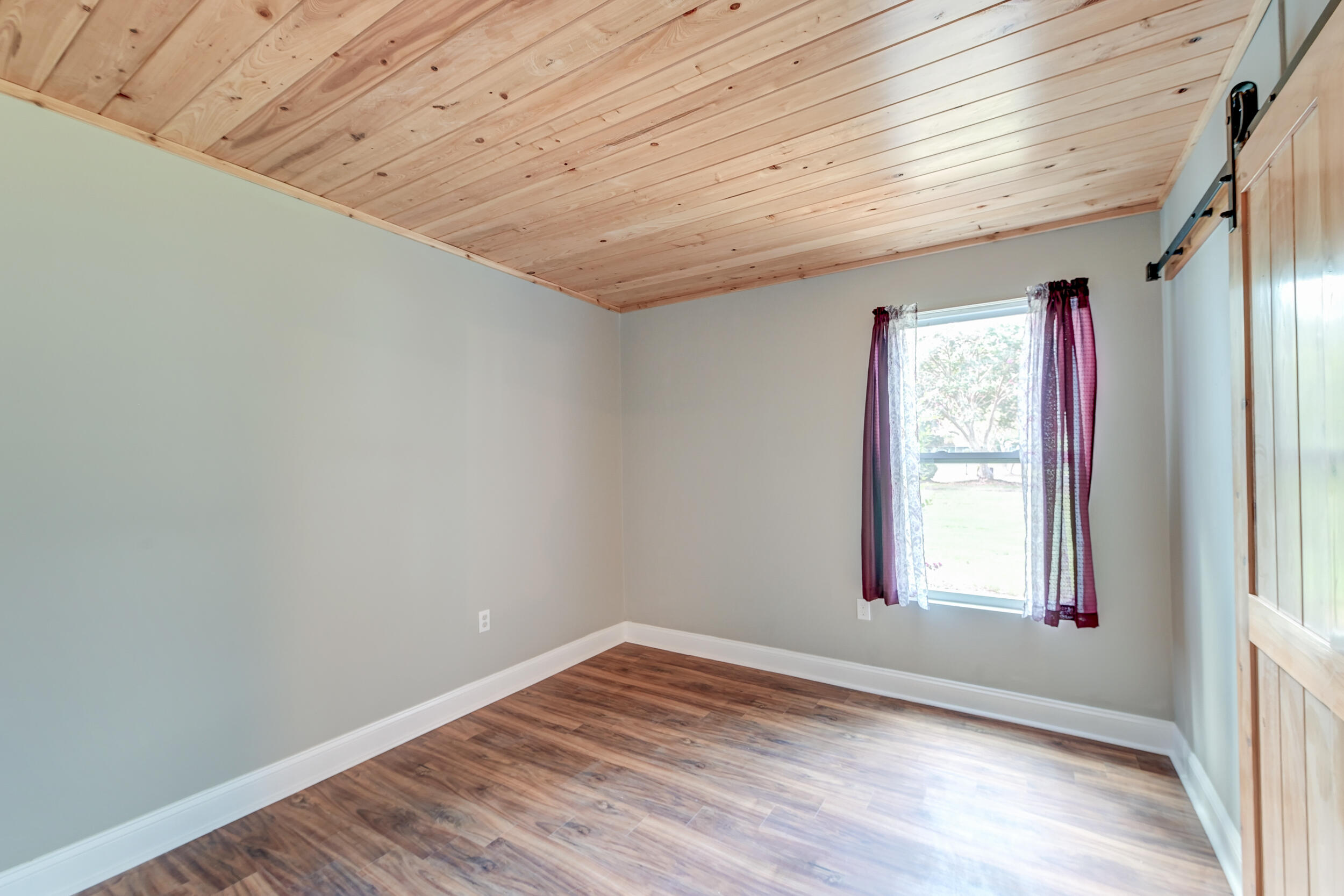 1402 Camp Road # 6b