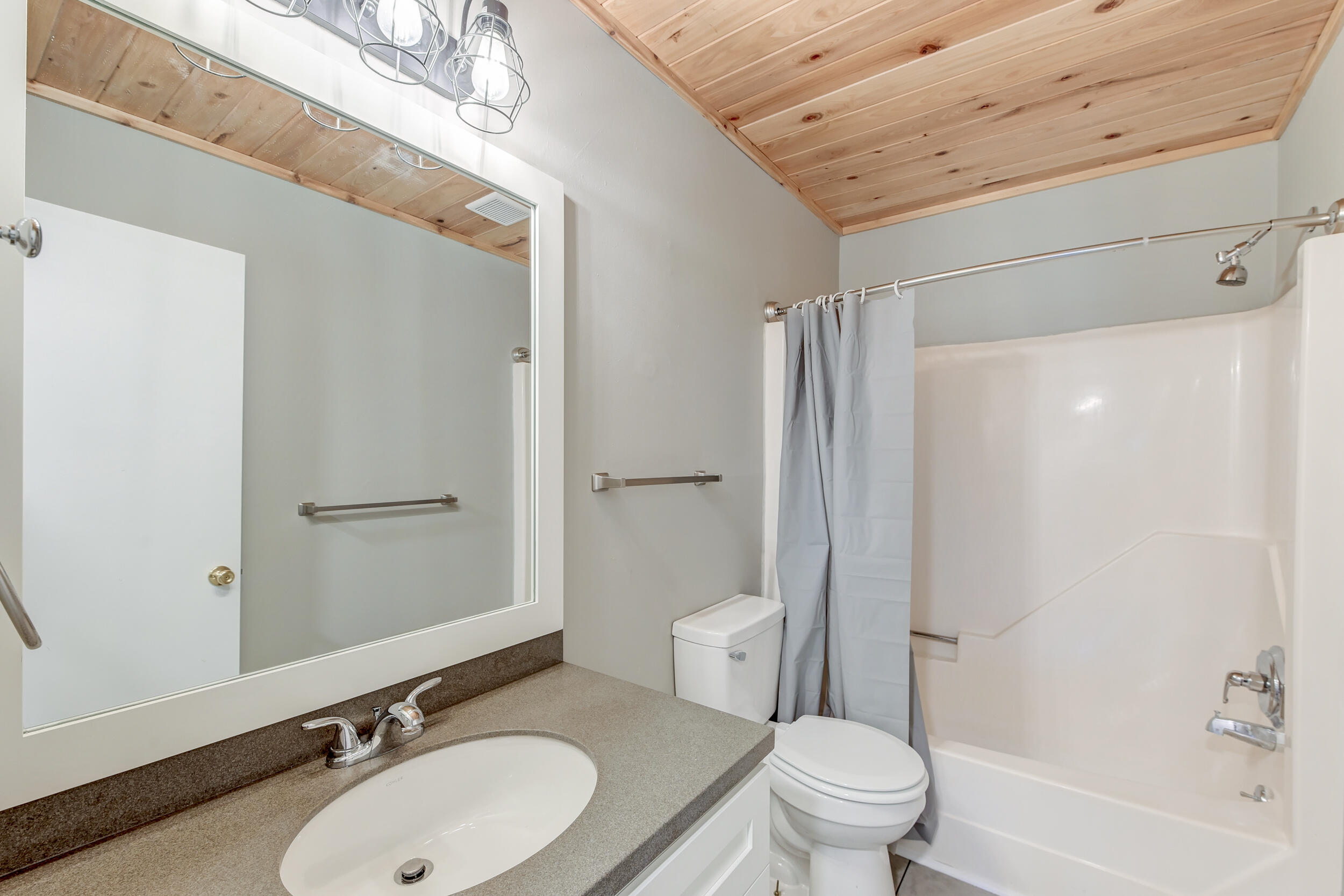 1402 Camp Road # 6b