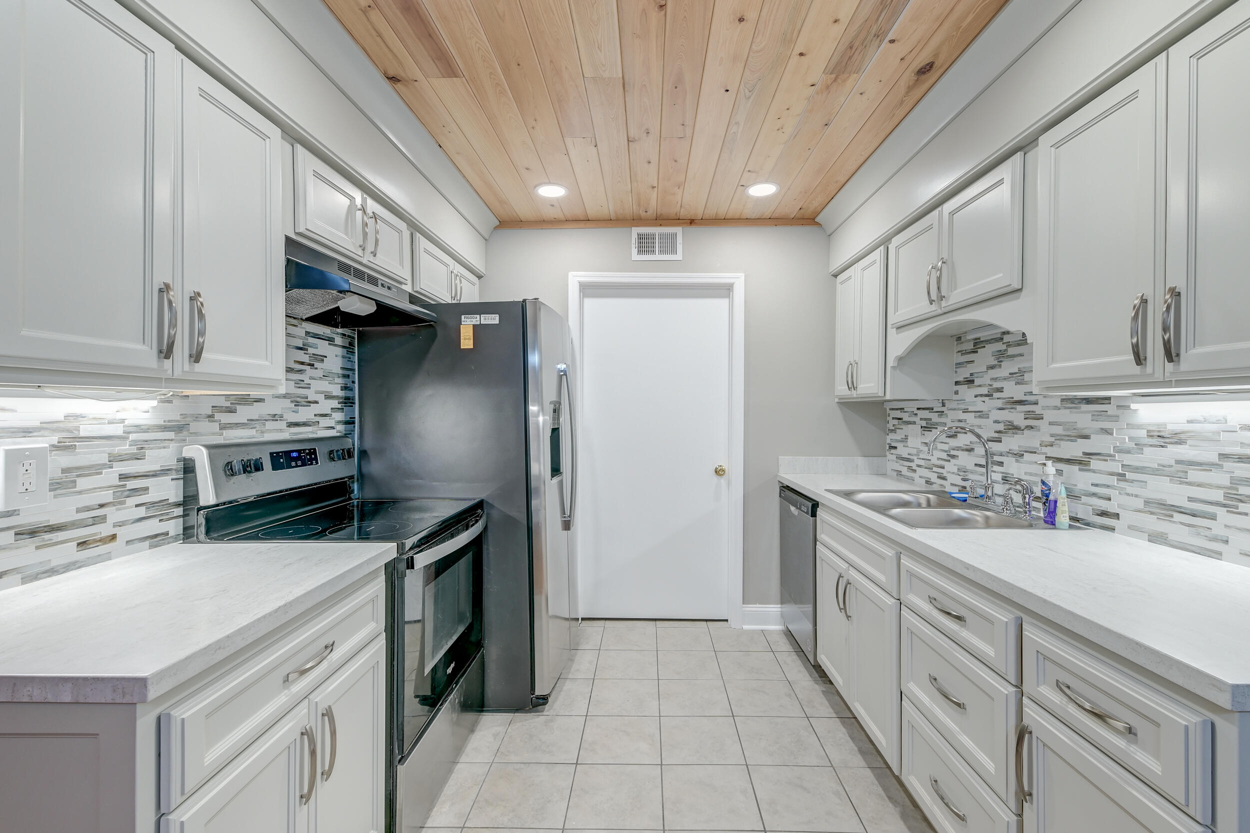 1402 Camp Road # 6b