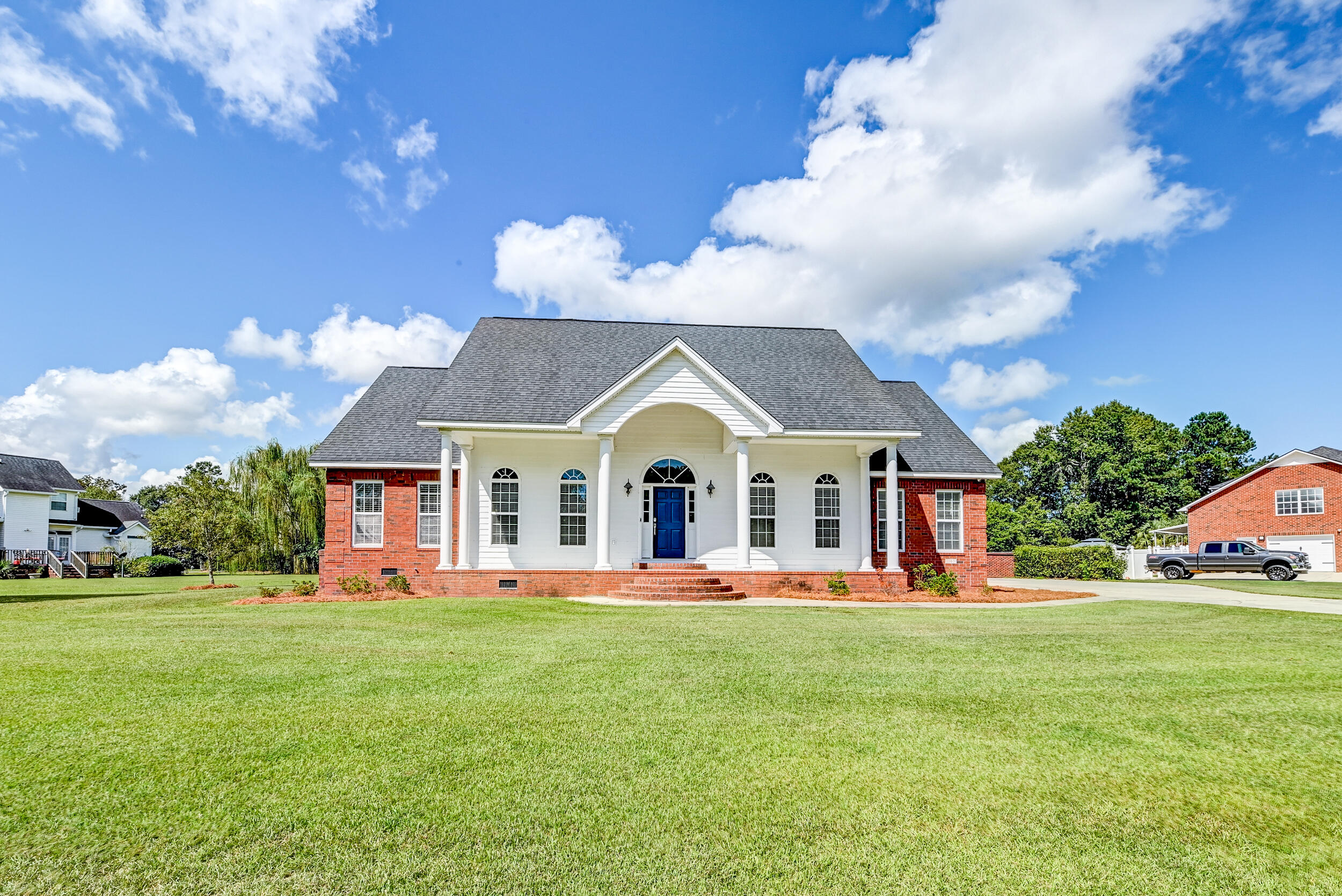 1103 Ole South Court