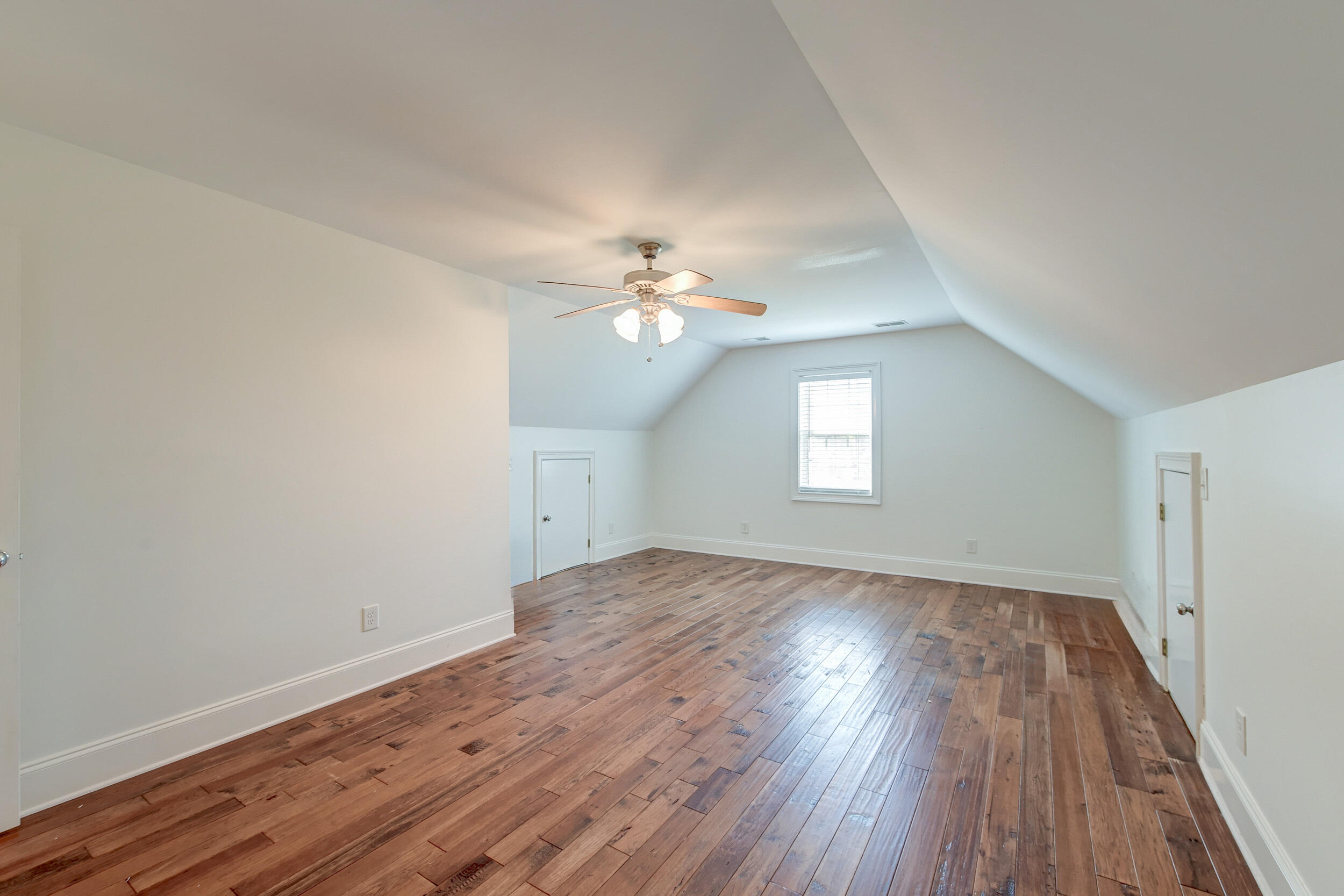 1103 Ole South Court