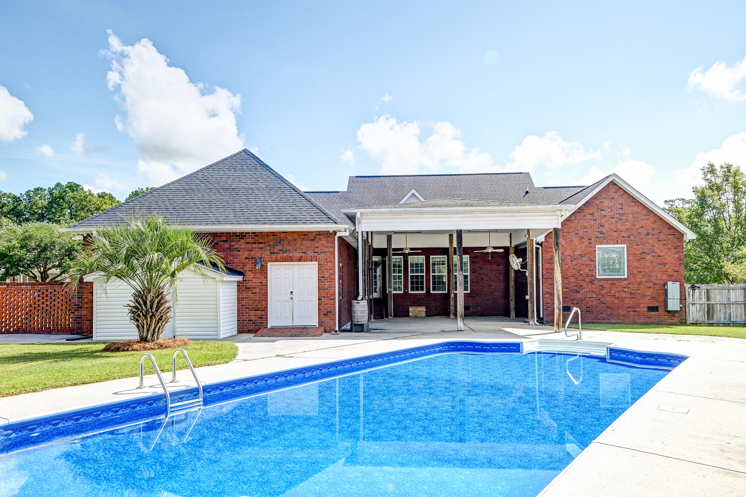 1103 Ole South Court