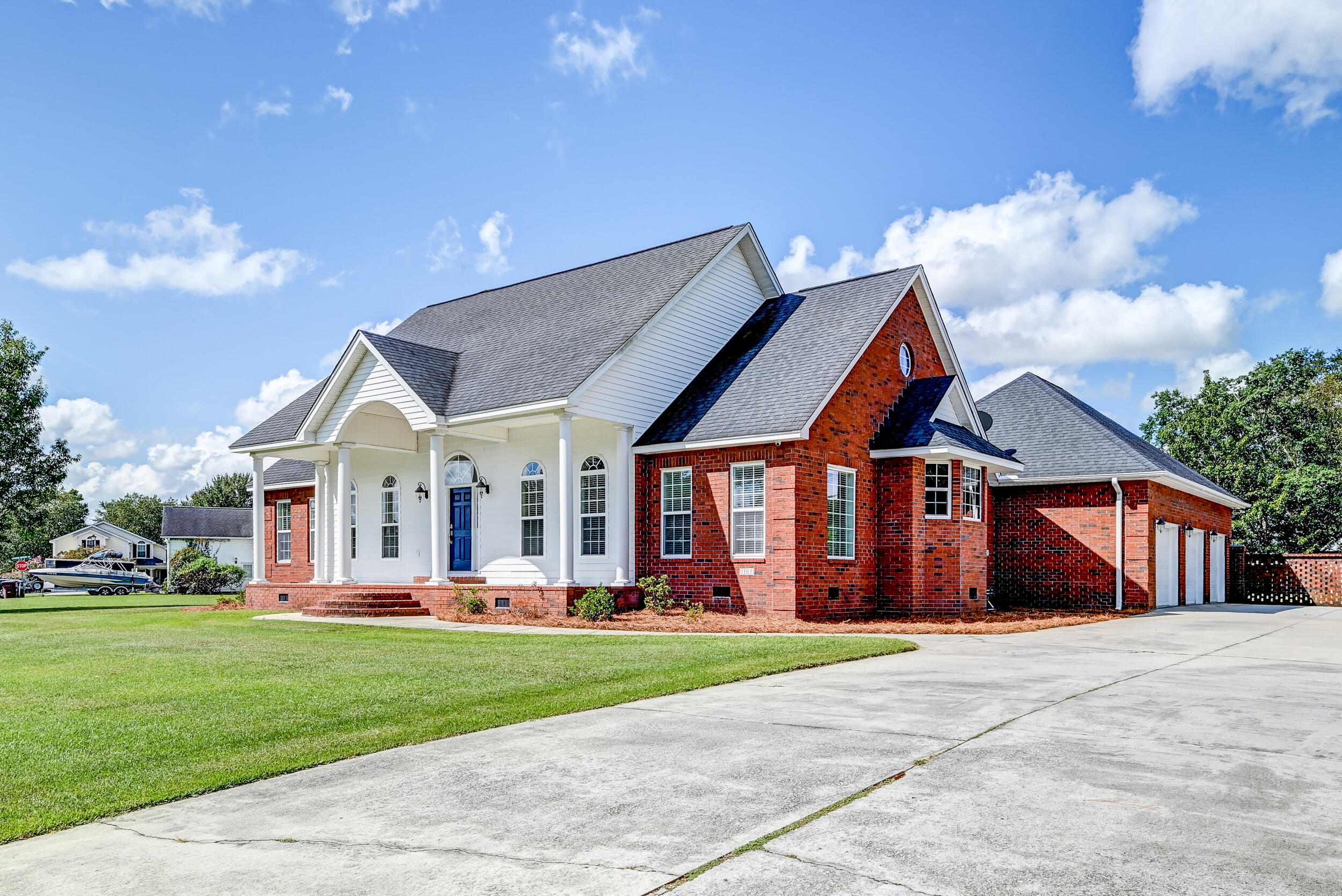1103 Ole South Court