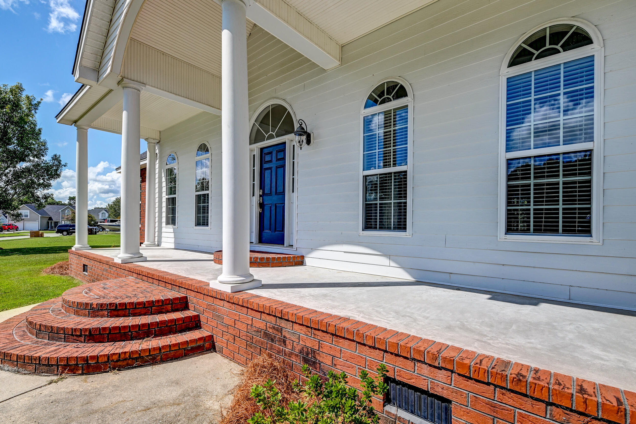 1103 Ole South Court