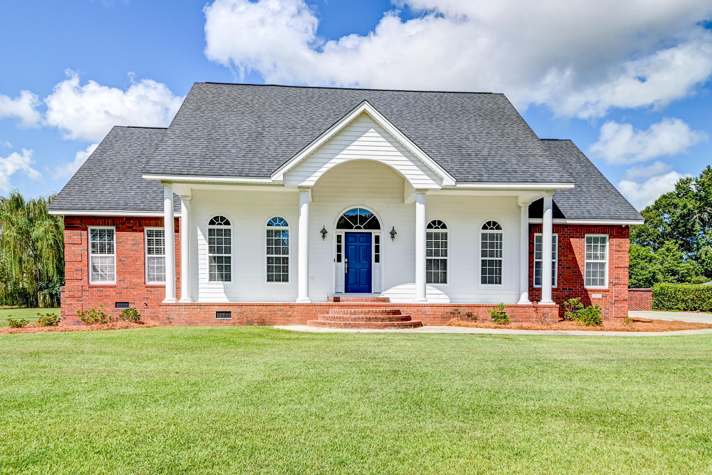 1103 Ole South Court