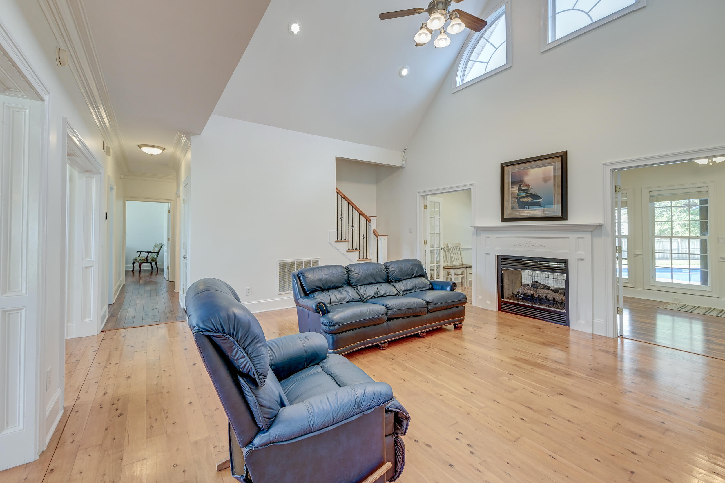1103 Ole South Court