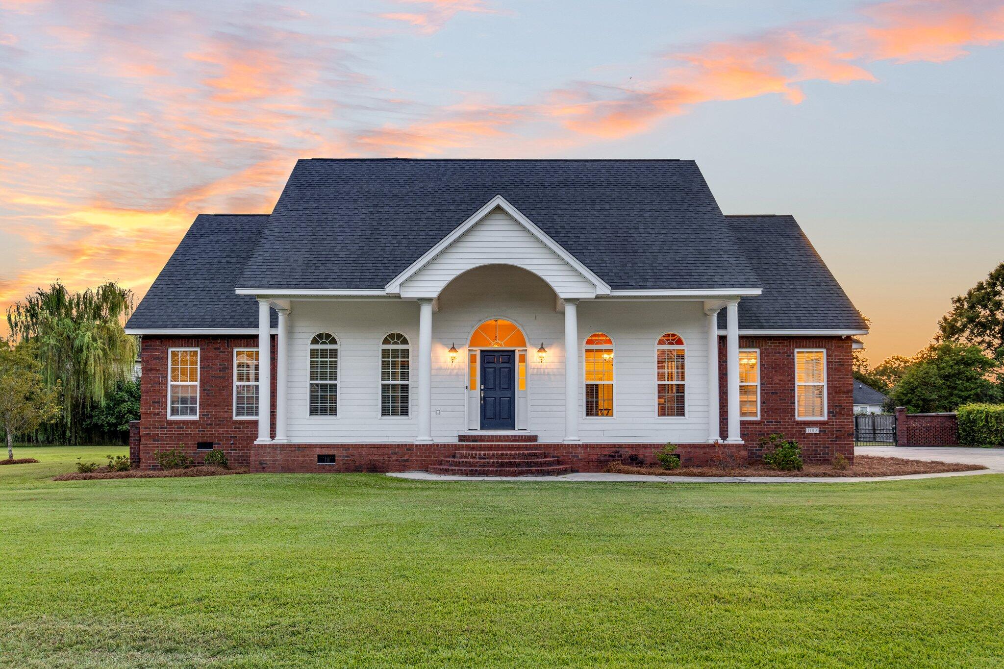1103 Ole South Court