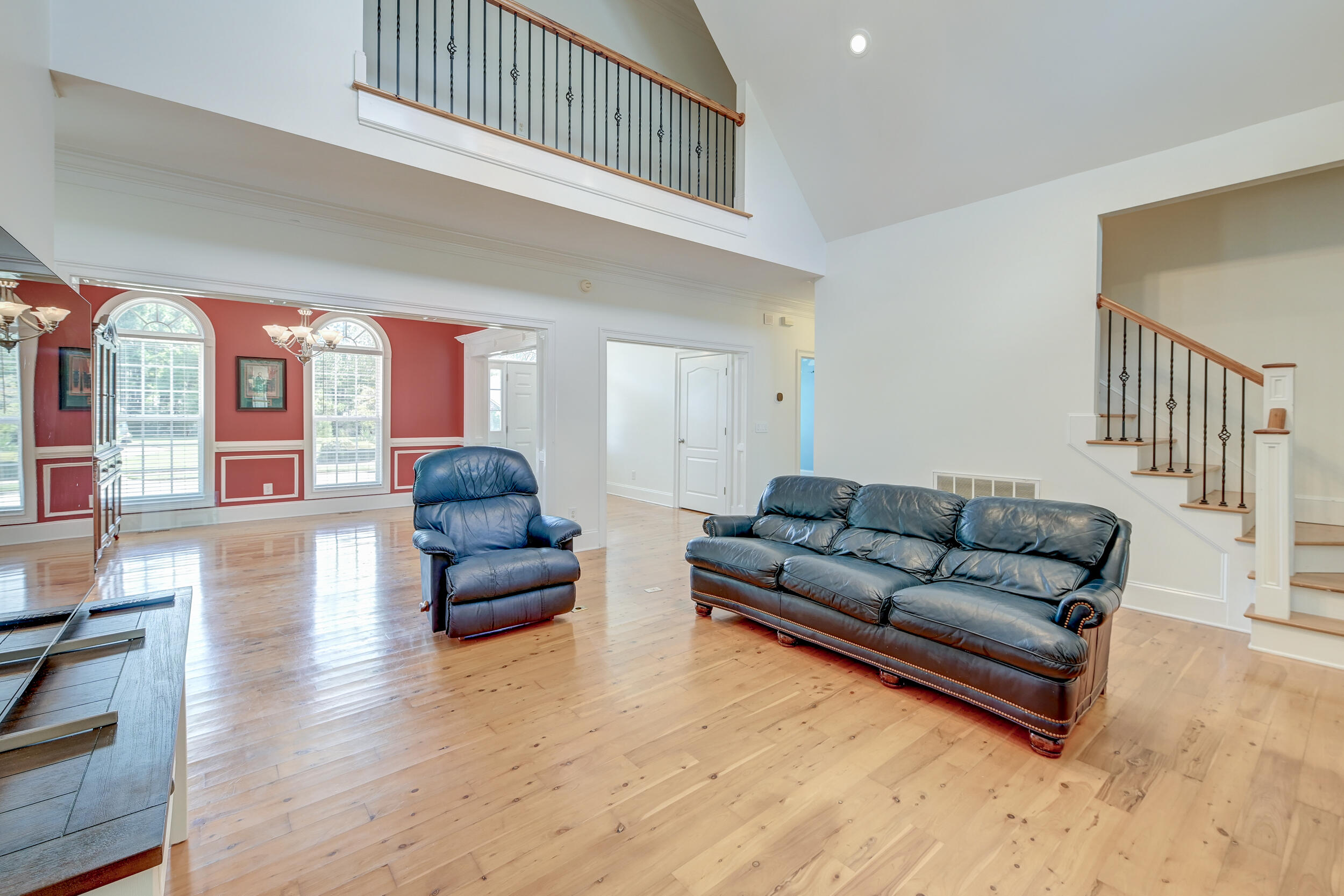 1103 Ole South Court