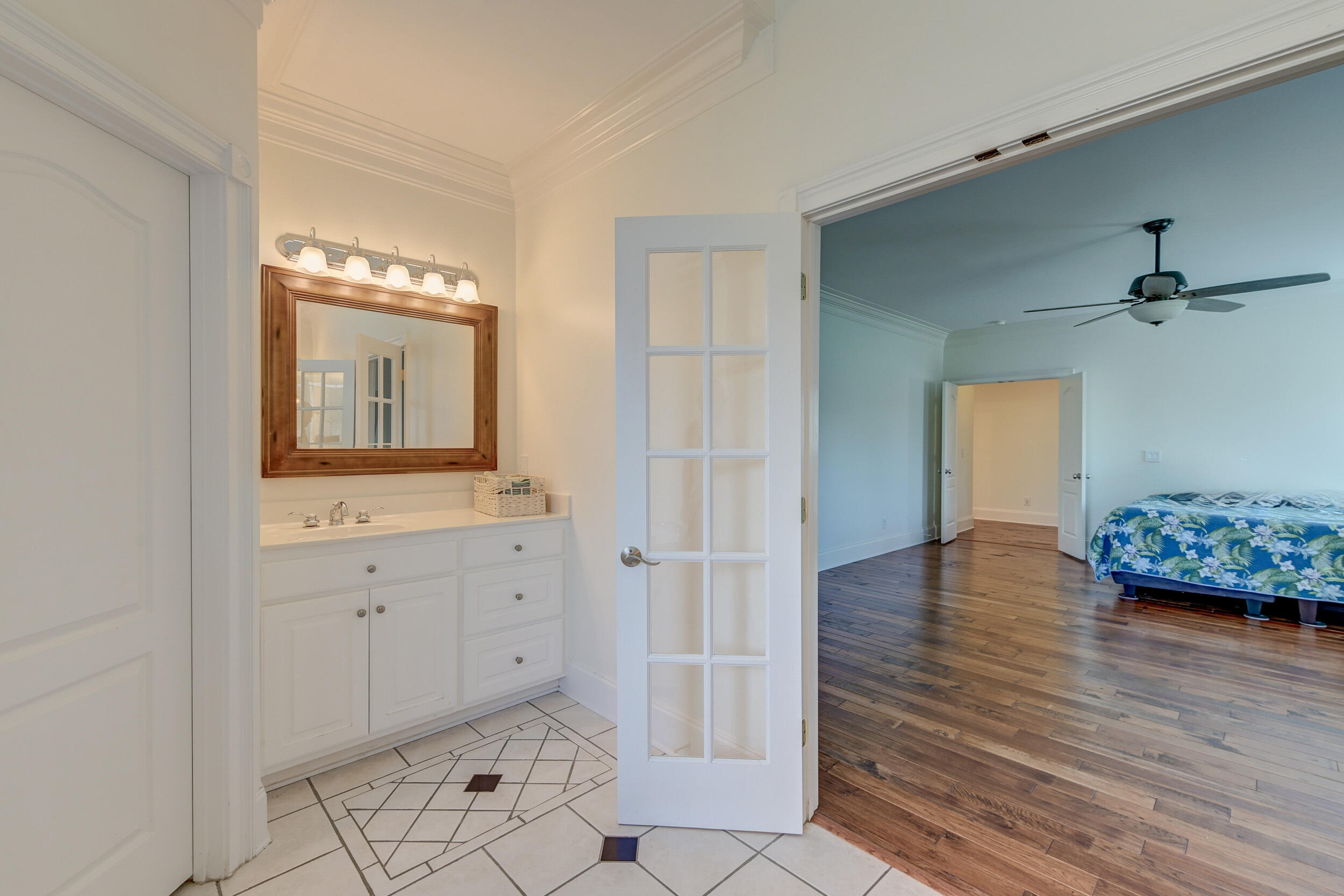 1103 Ole South Court