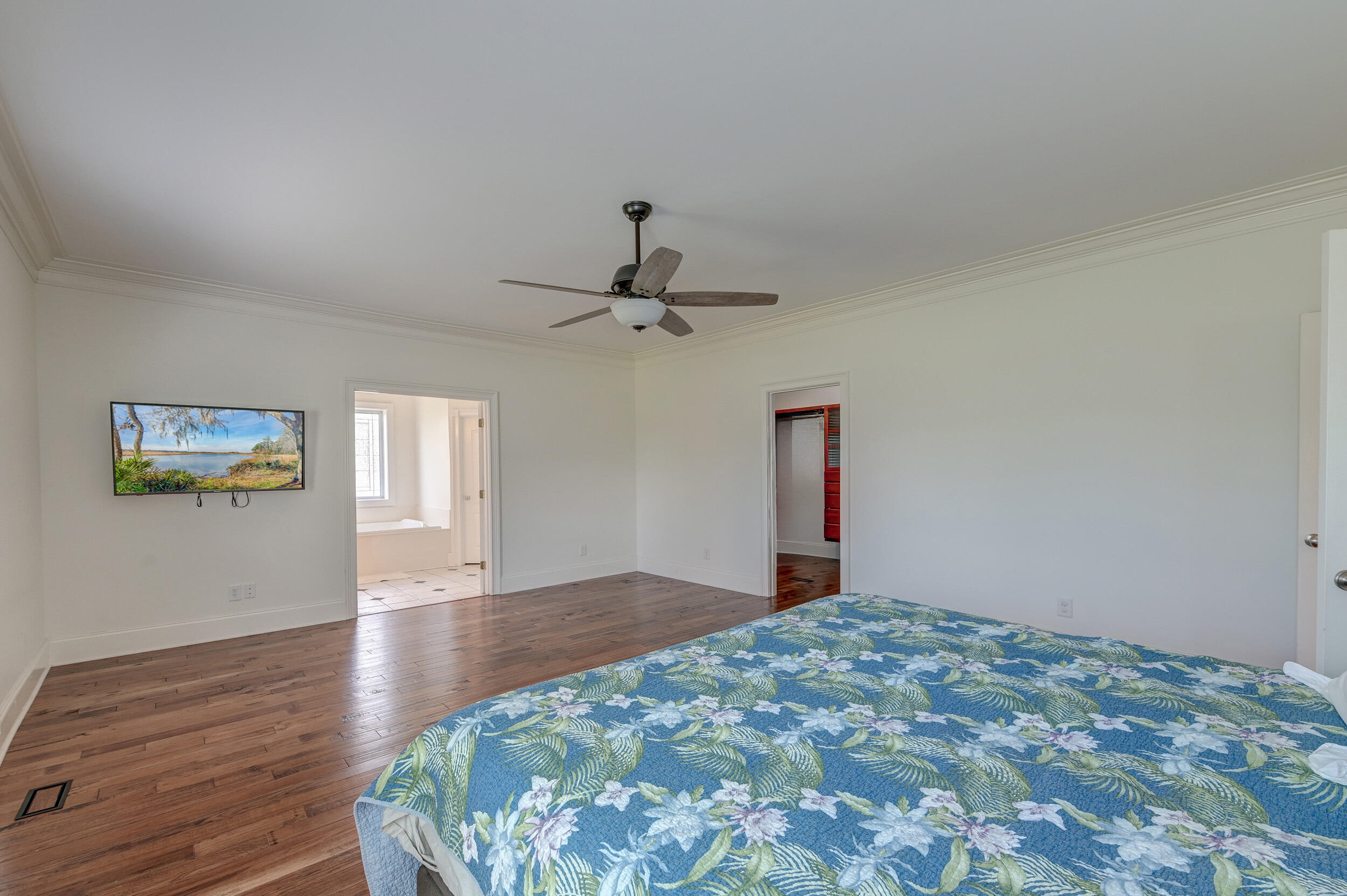 1103 Ole South Court