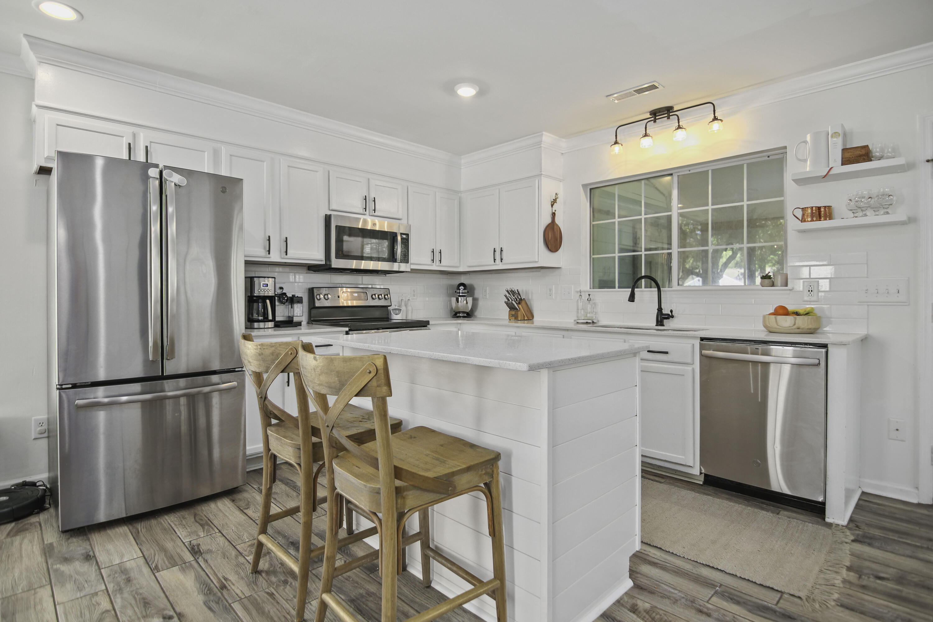1941 Davant Circle
