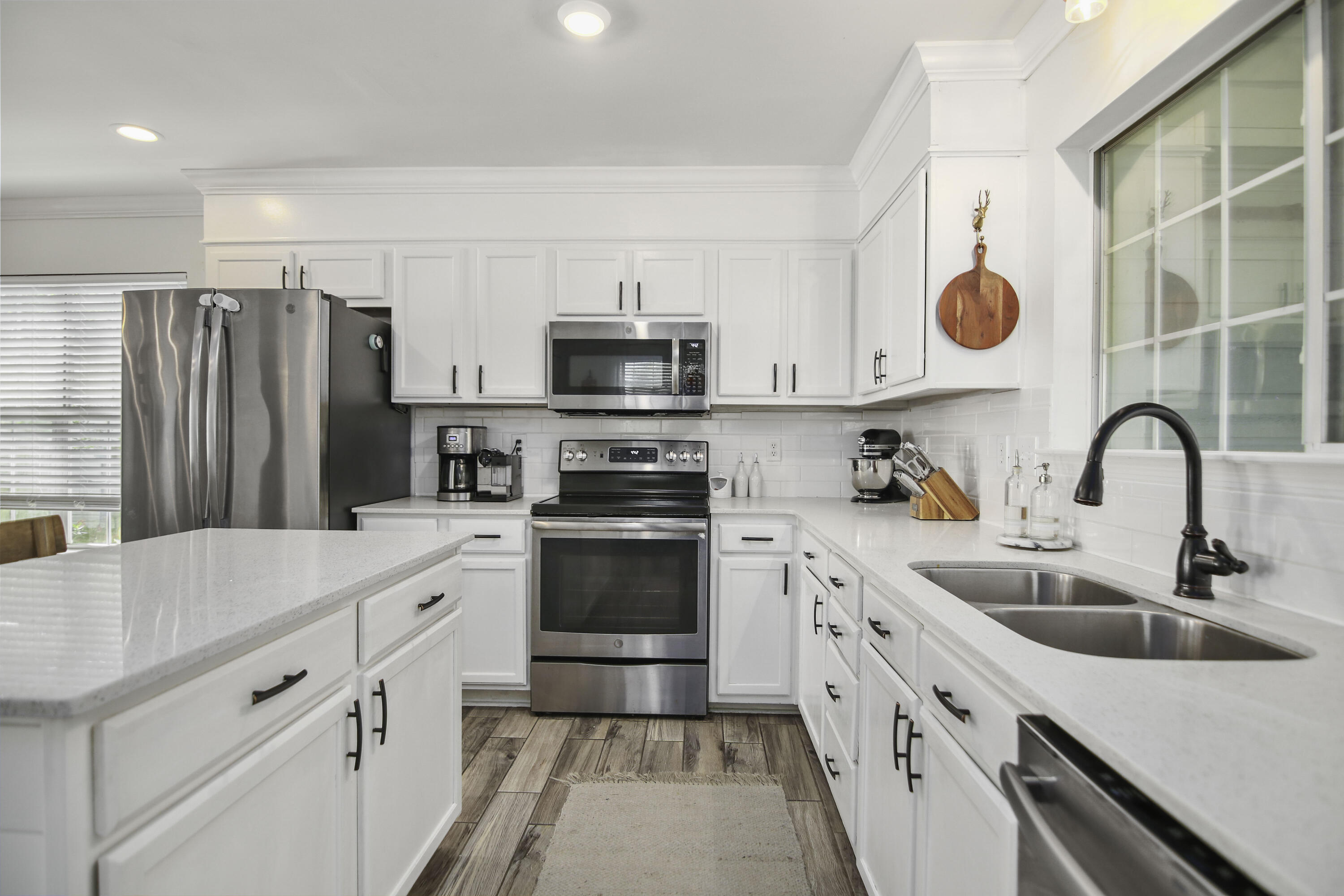 1941 Davant Circle