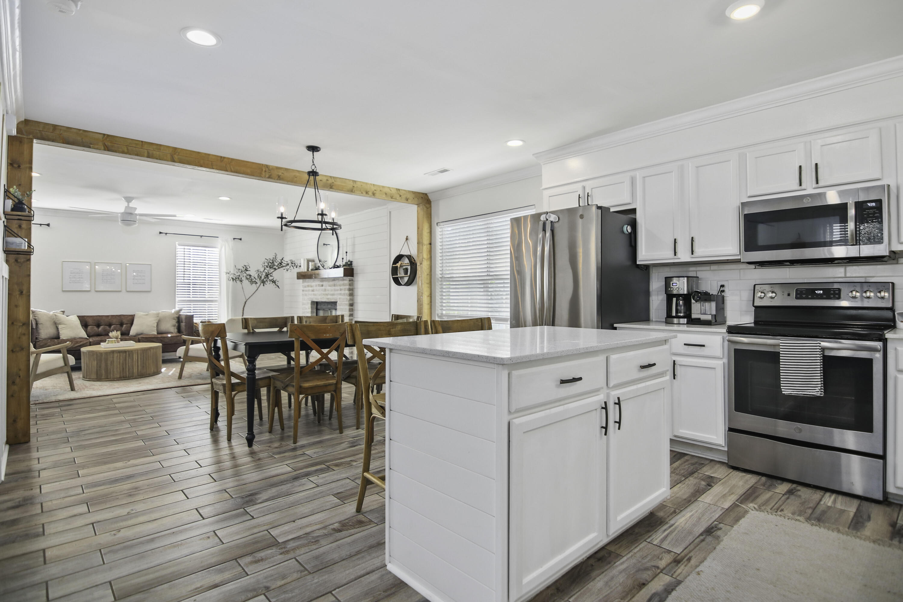 1941 Davant Circle