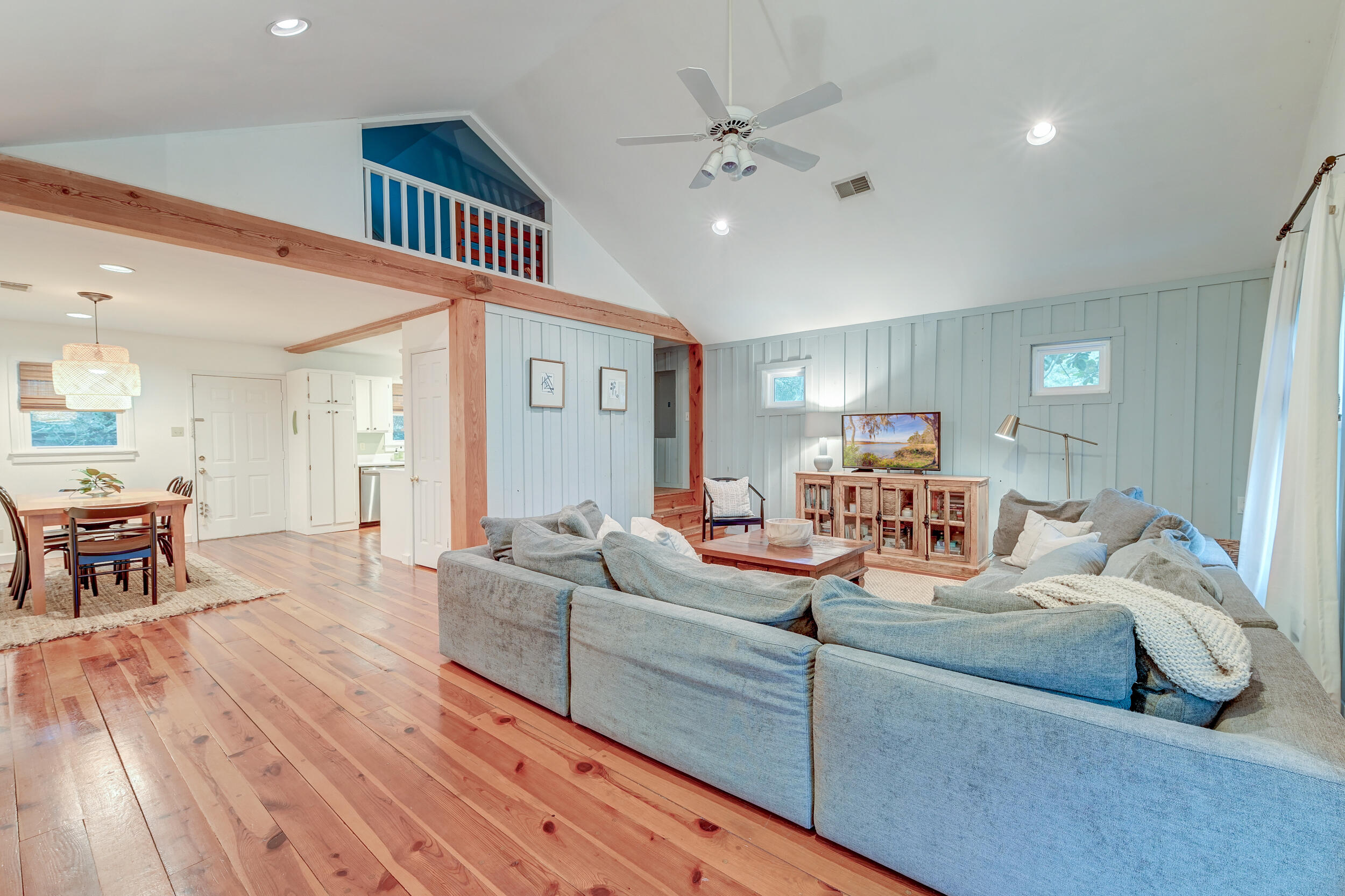 1706 W Avalon Circle