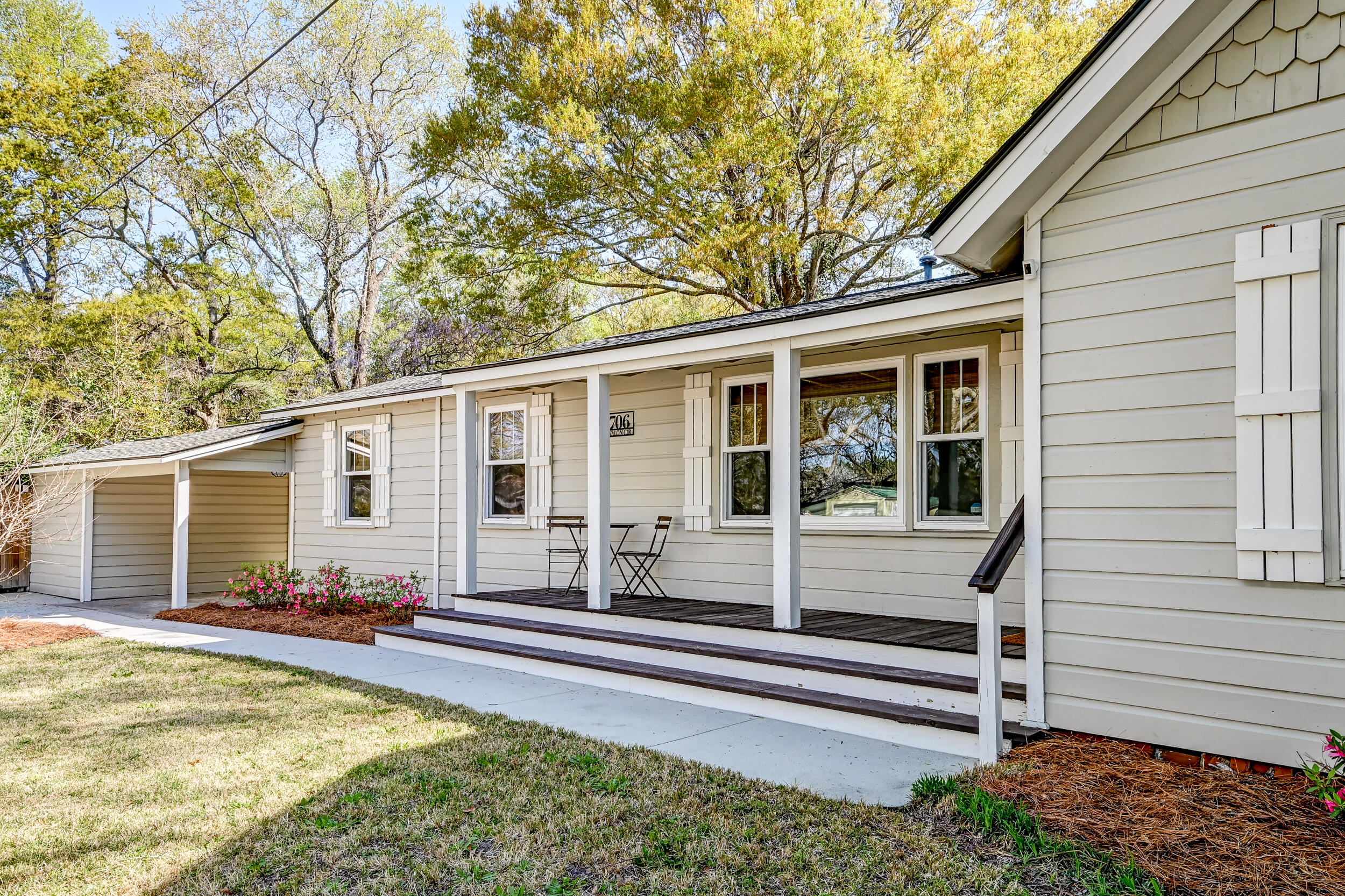 1706 W Avalon Circle