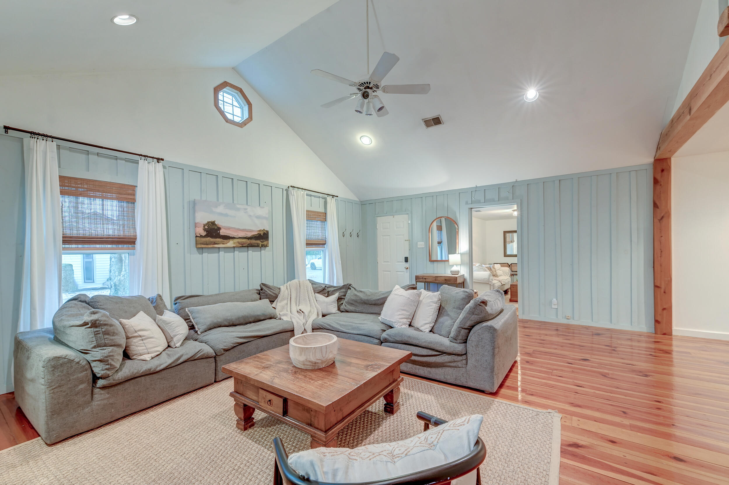1706 W Avalon Circle