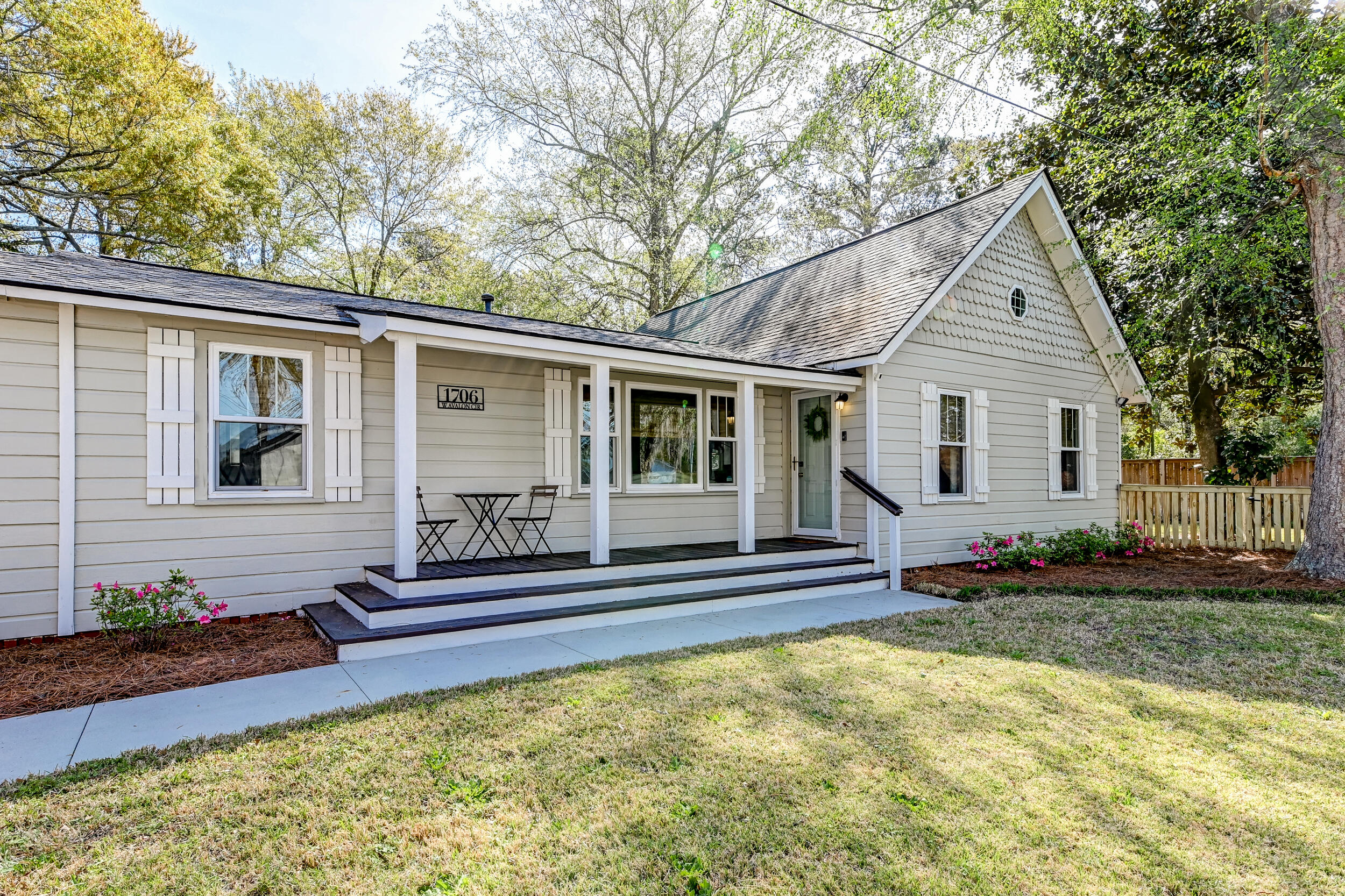 1706 W Avalon Circle