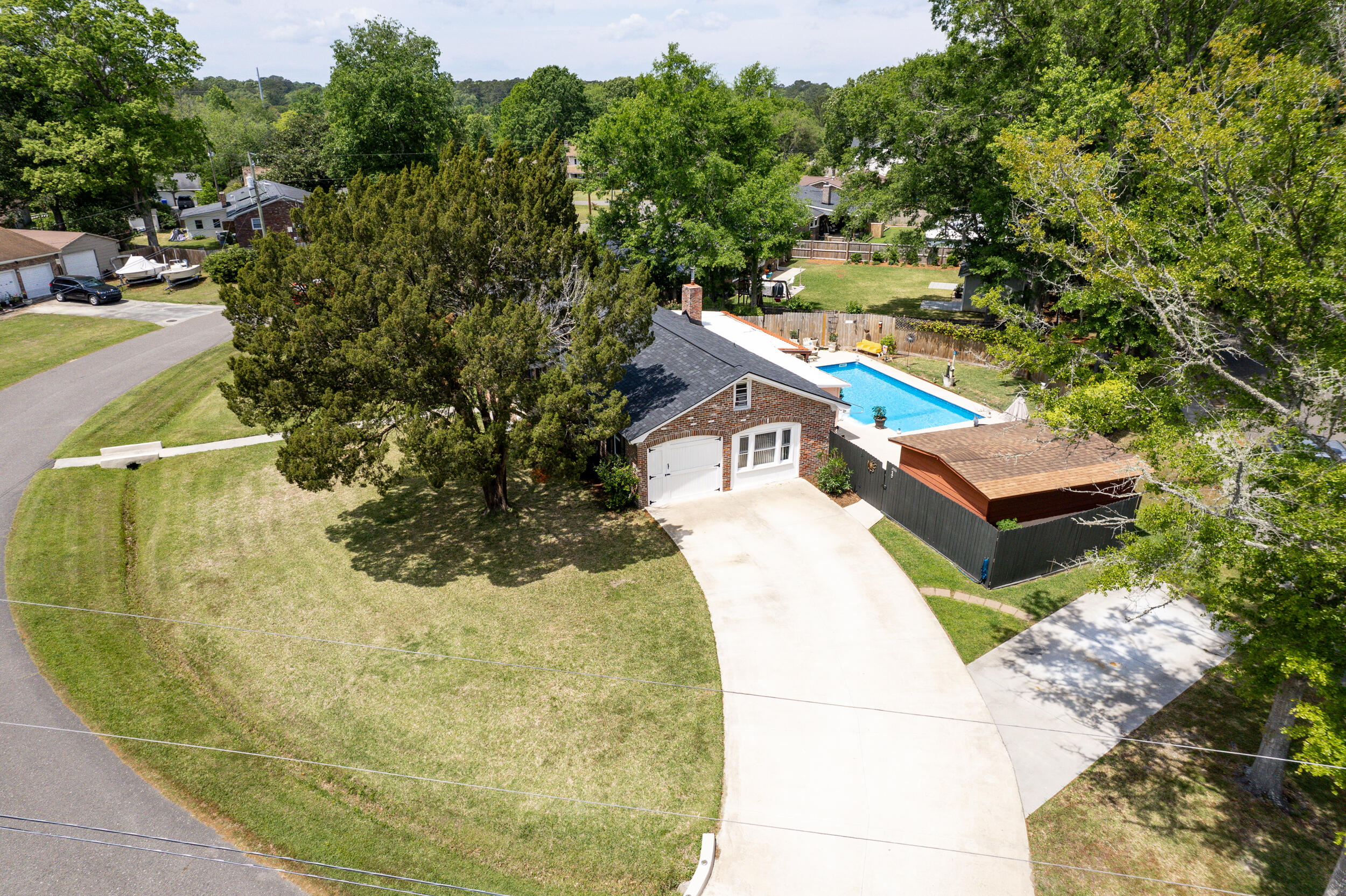 2506 Birkenhead Drive