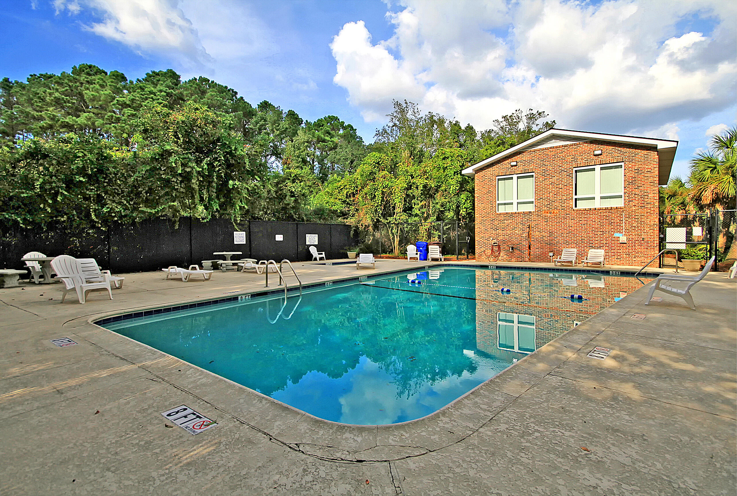 233 Heritage Circle