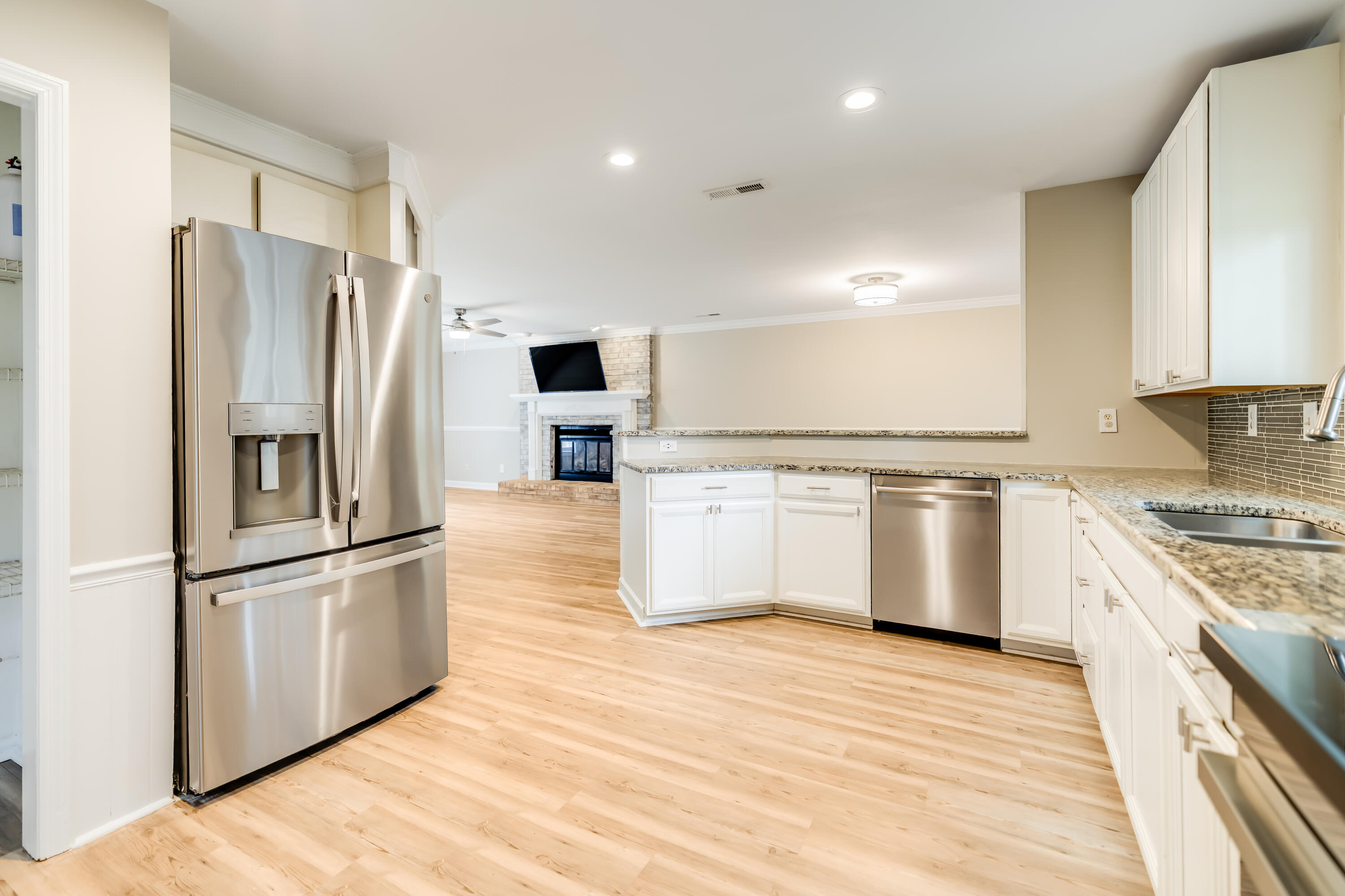 2621 Sun Beam Way