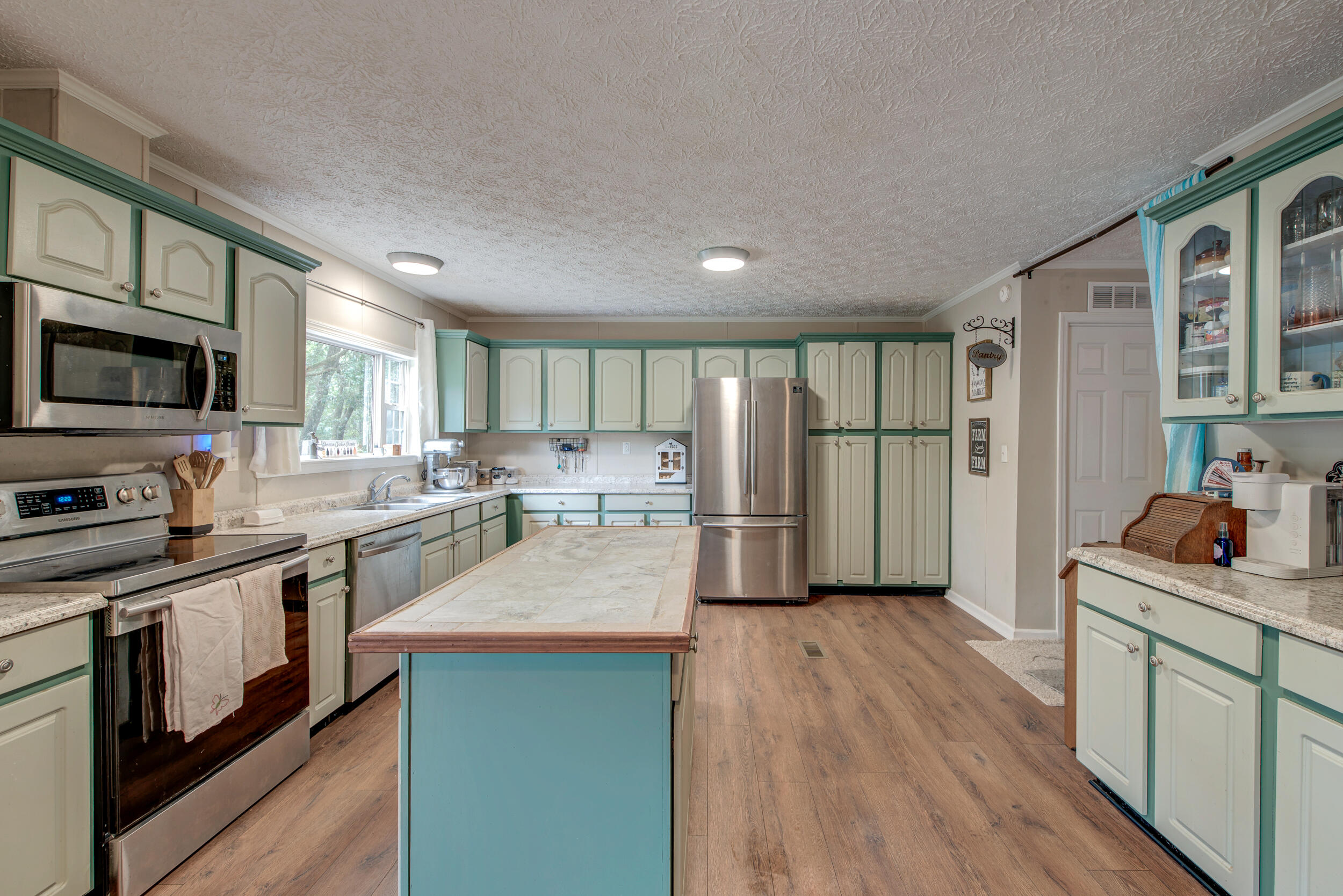 3626 Lowcountry Highway