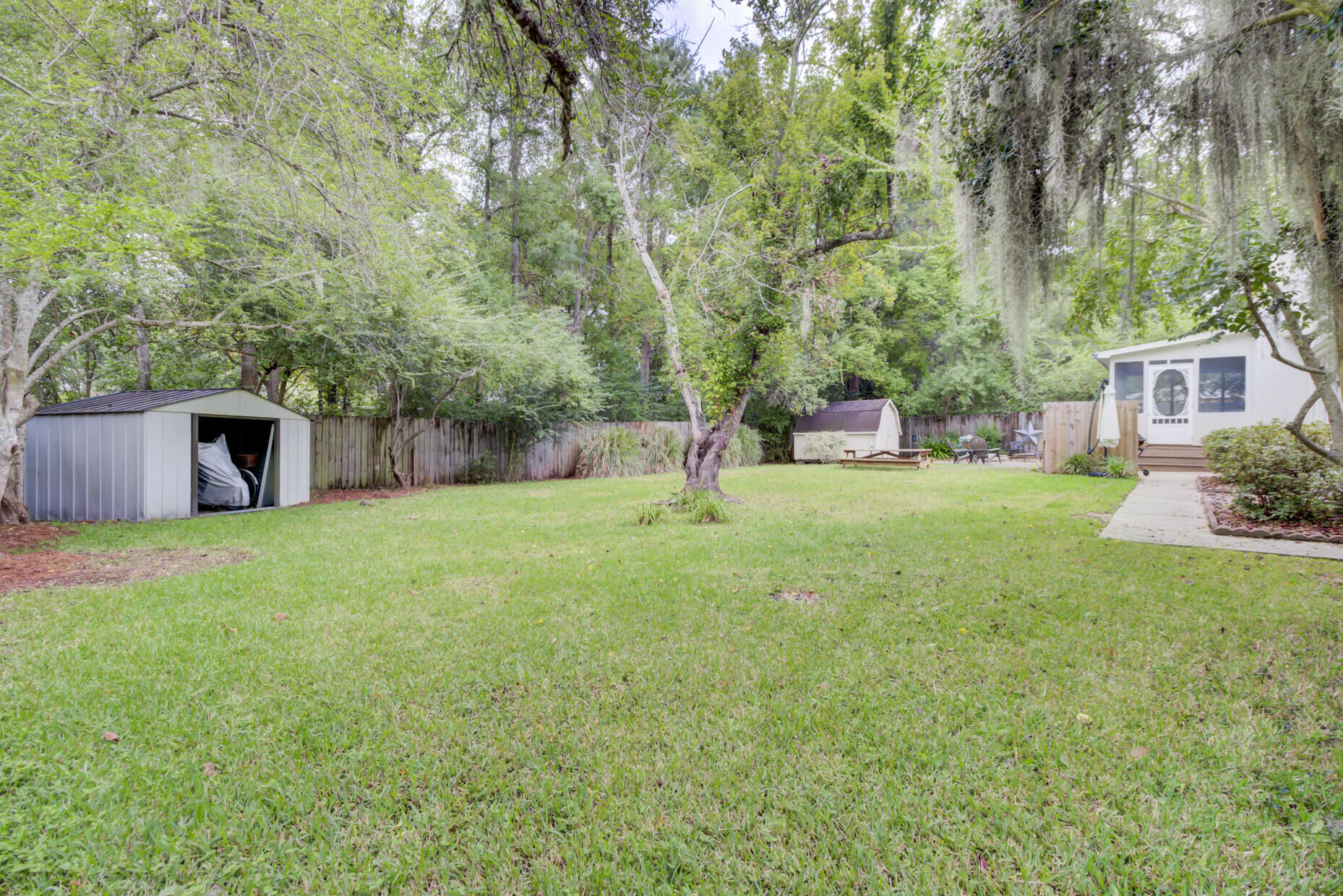 2538 Flamingo Drive