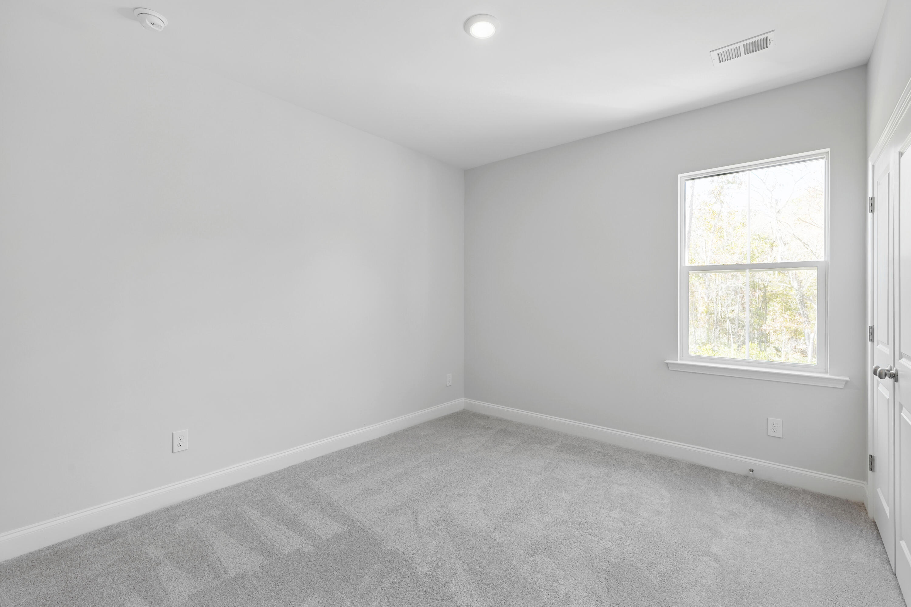 422 Queenview Lane